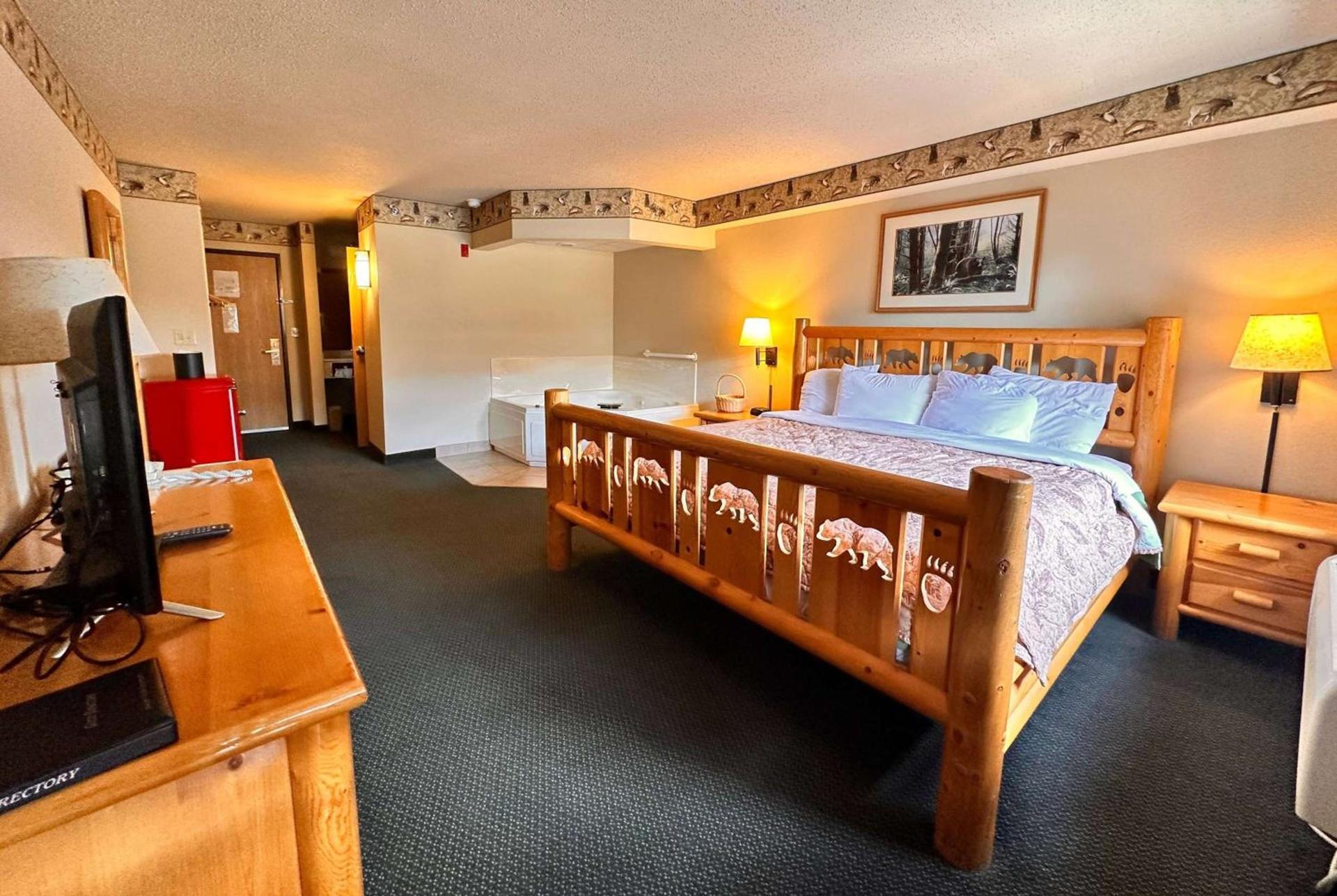 Shell Lake Lodge, a Travelodge by Wyndham photo 8