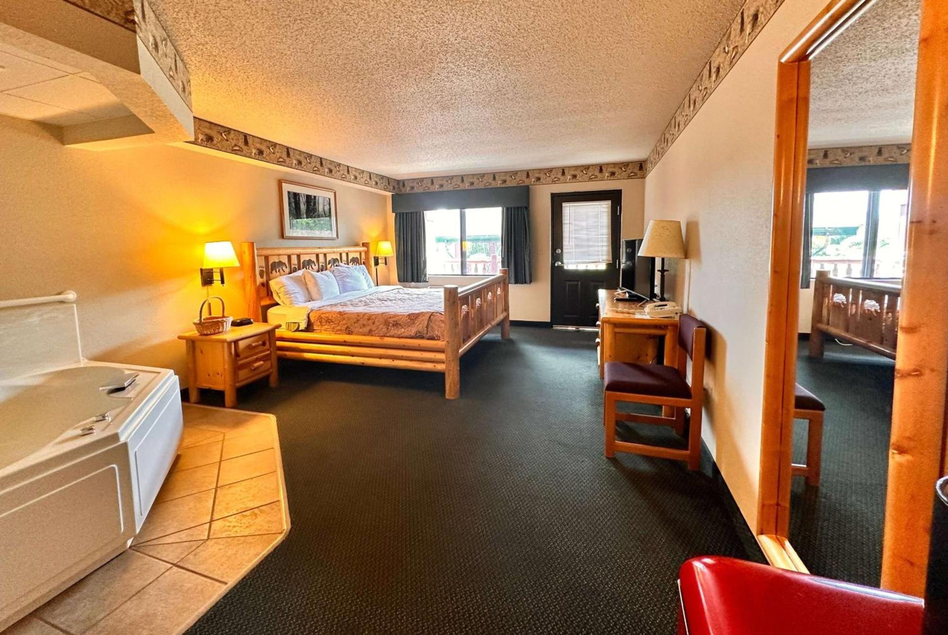 Shell Lake Lodge, a Travelodge by Wyndham photo 9