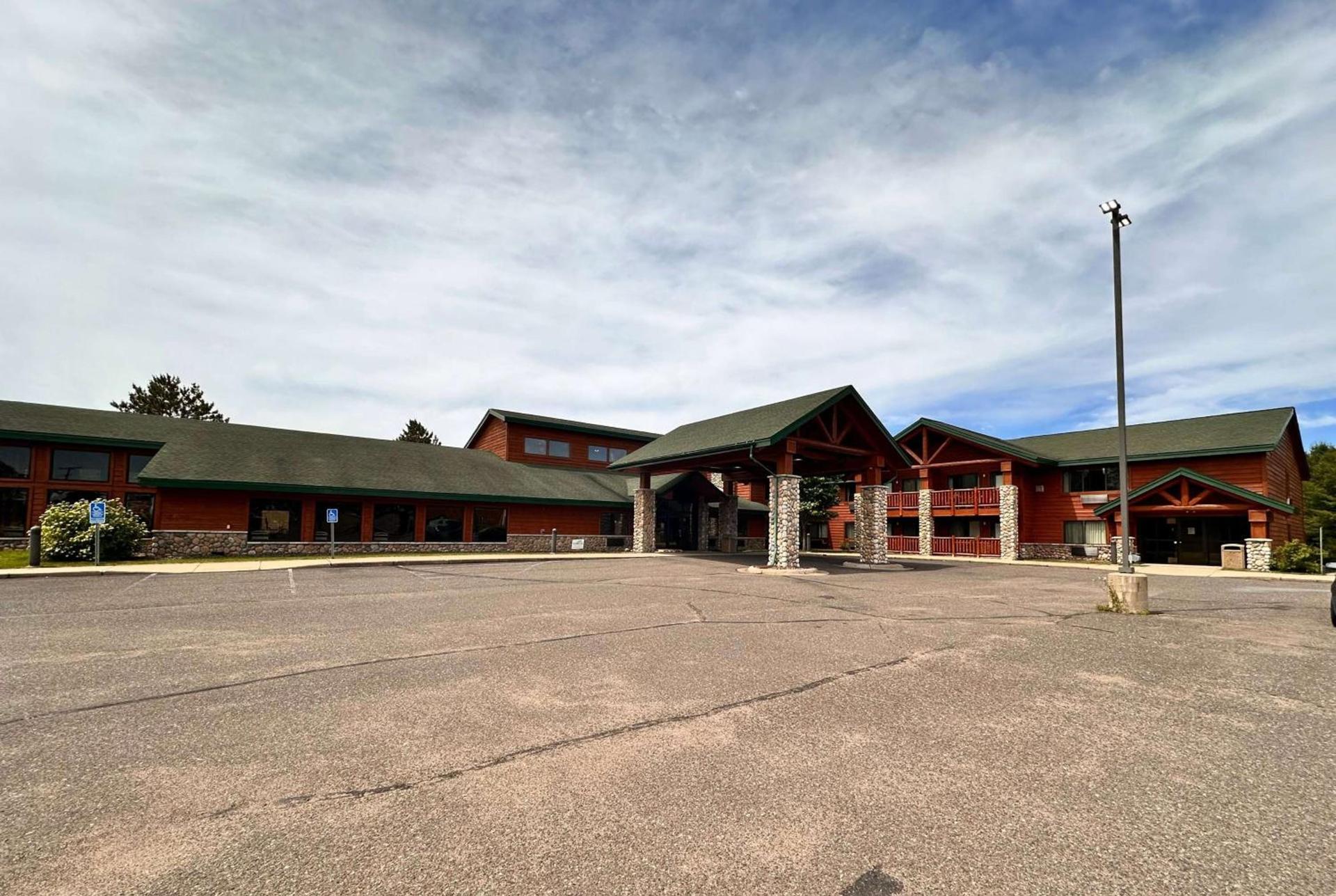 Shell Lake Lodge, a Travelodge by Wyndham photo 47