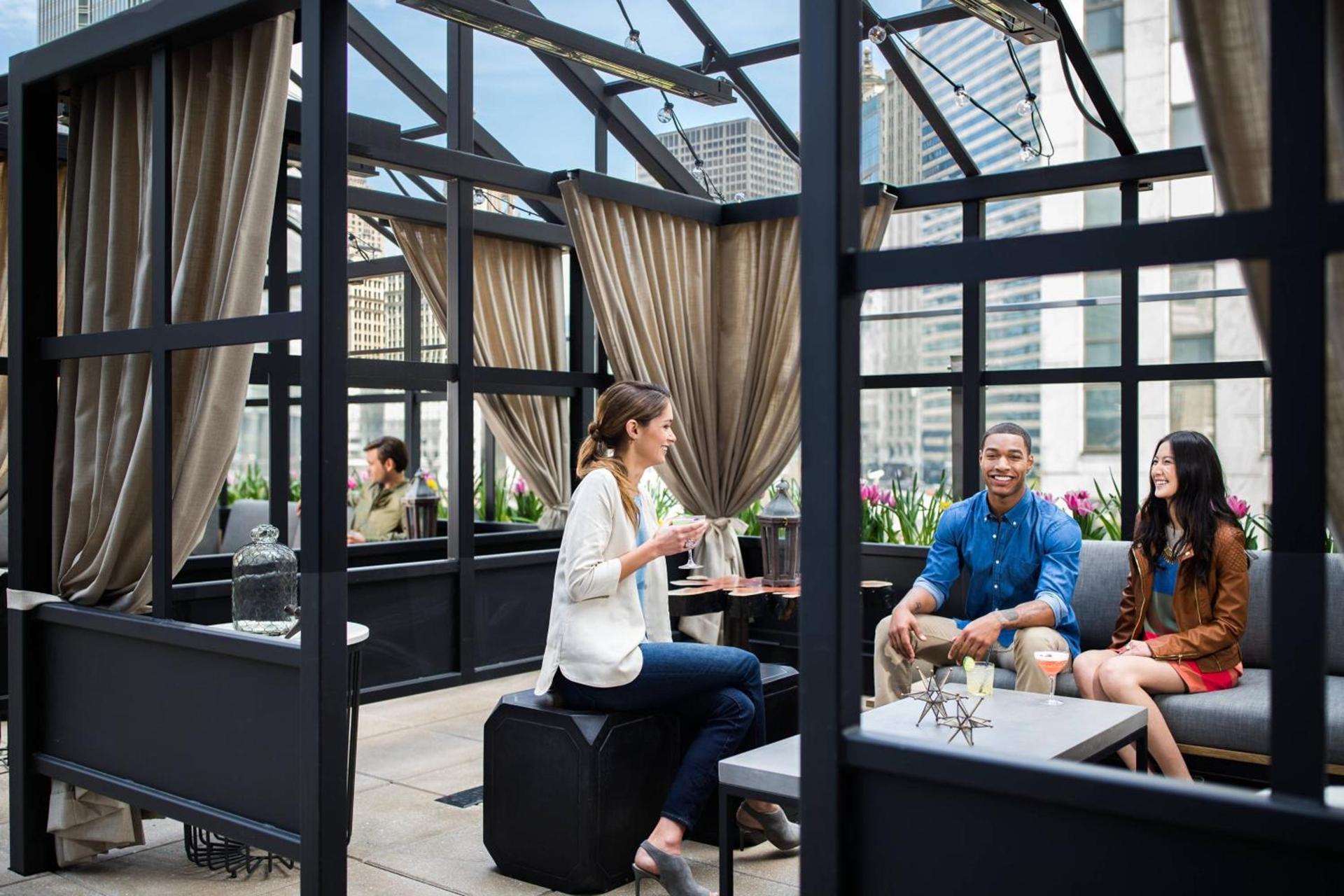 Renaissance Chicago Downtown Hotel photo 34