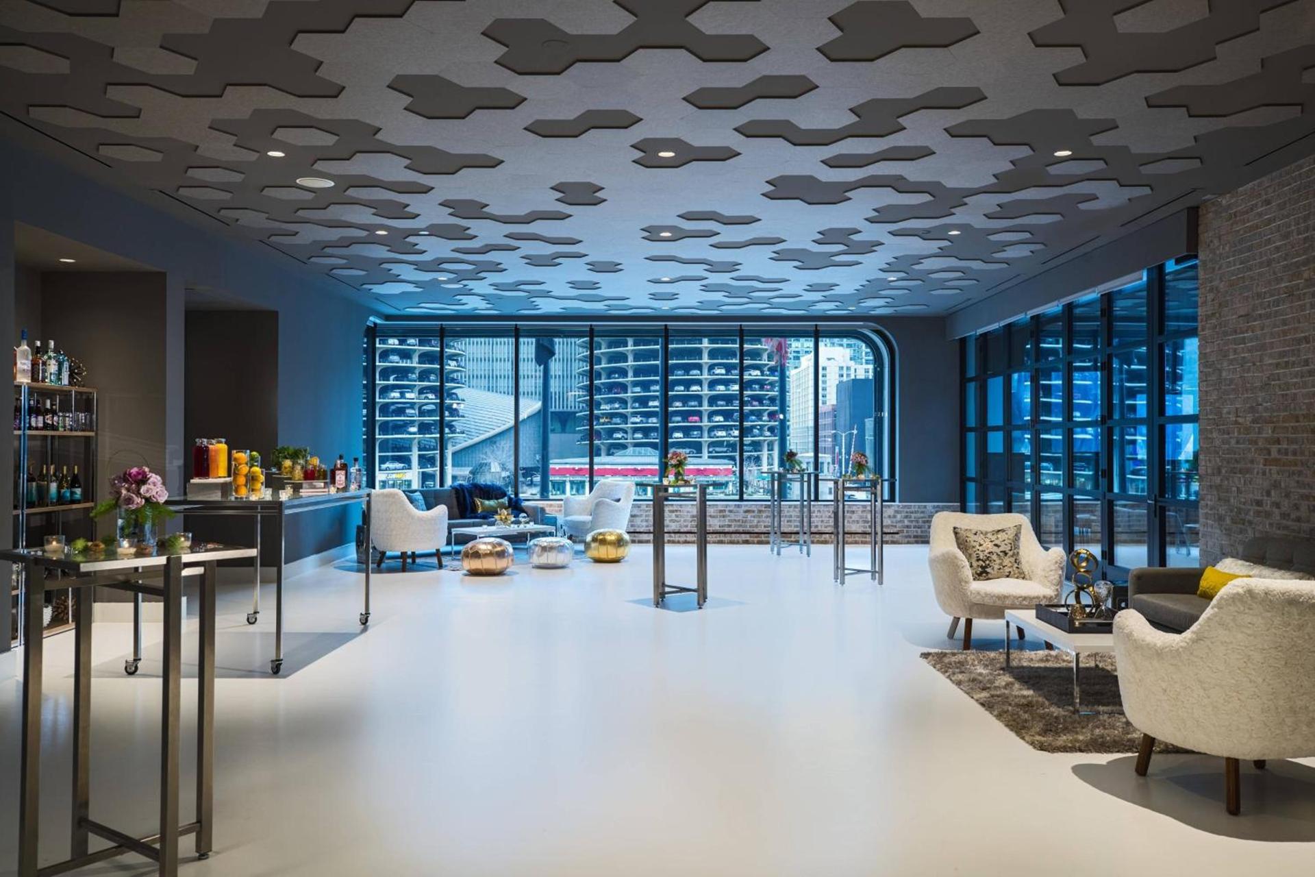 Renaissance Chicago Downtown Hotel photo 69