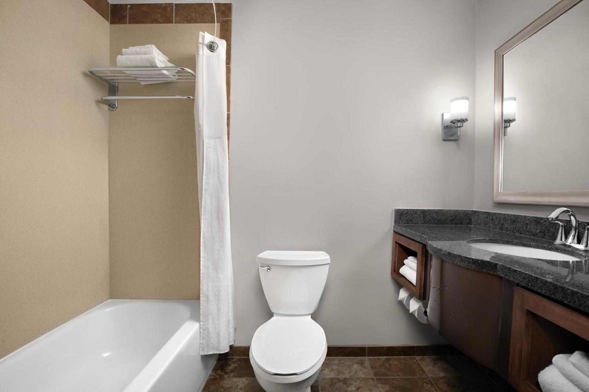 Holiday Inn & Suites Durango Downtown by IHG photo 65