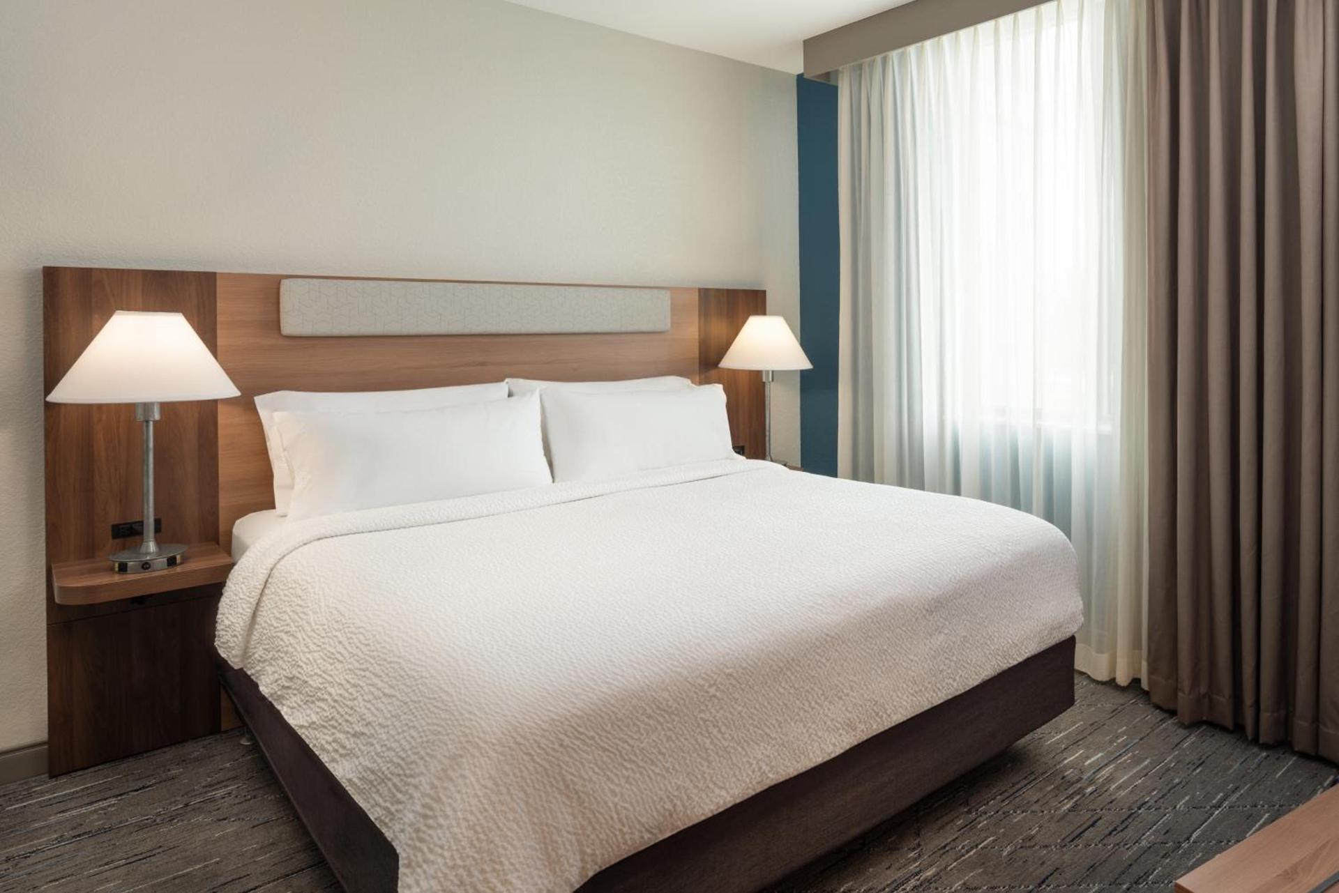 Holiday Inn Express Miami Airport-Blue Lagoon Area by IHG photo 37