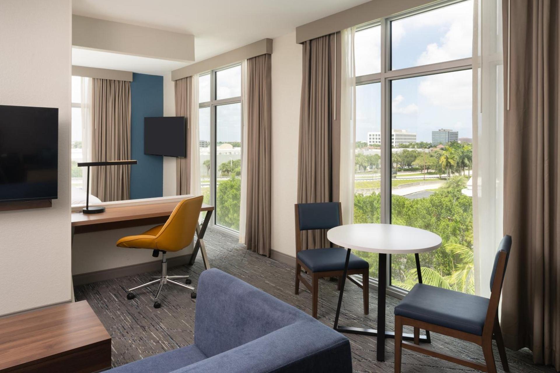 Holiday Inn Express Miami Airport-Blue Lagoon Area by IHG photo 47