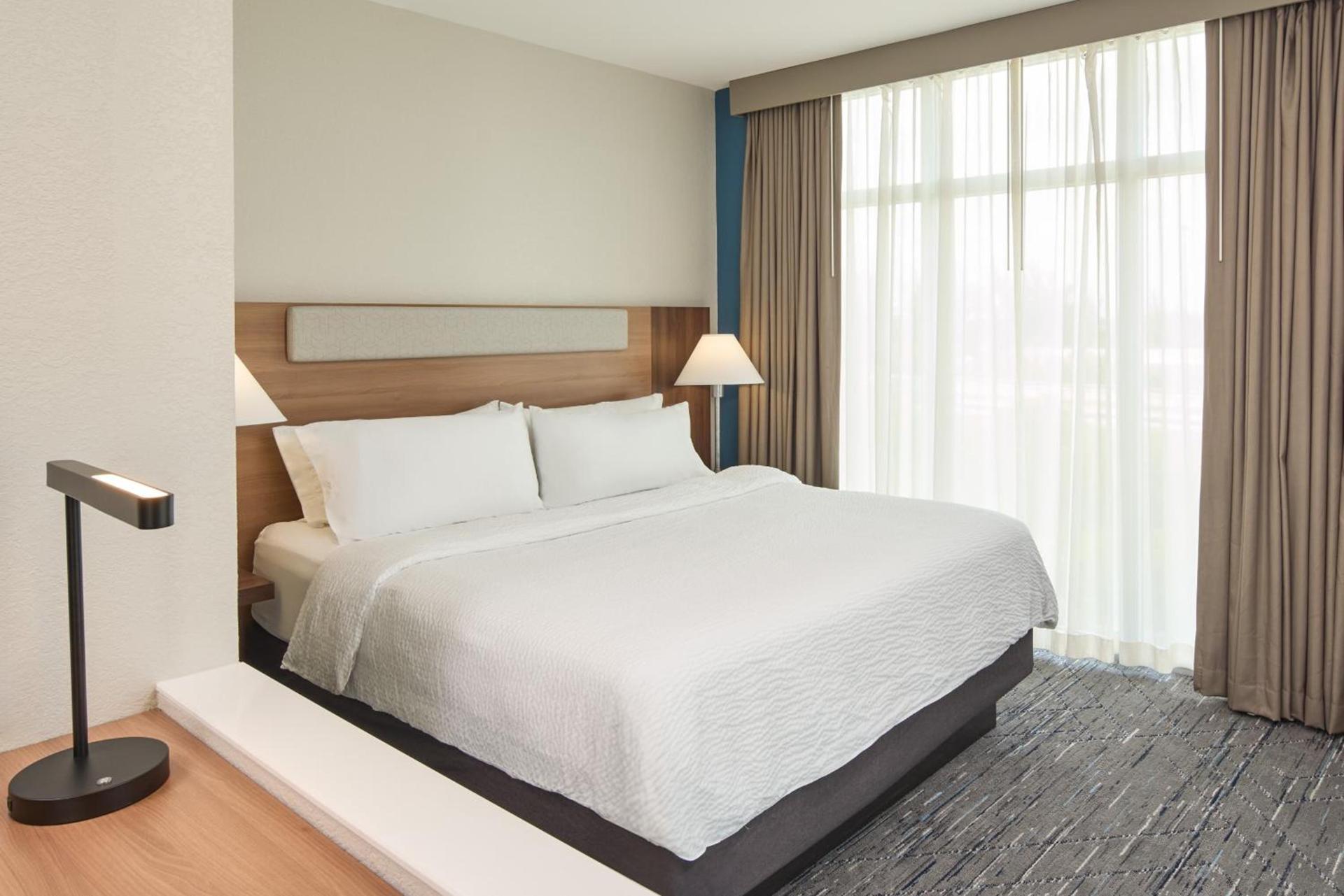 Holiday Inn Express Miami Airport-Blue Lagoon Area by IHG photo 48