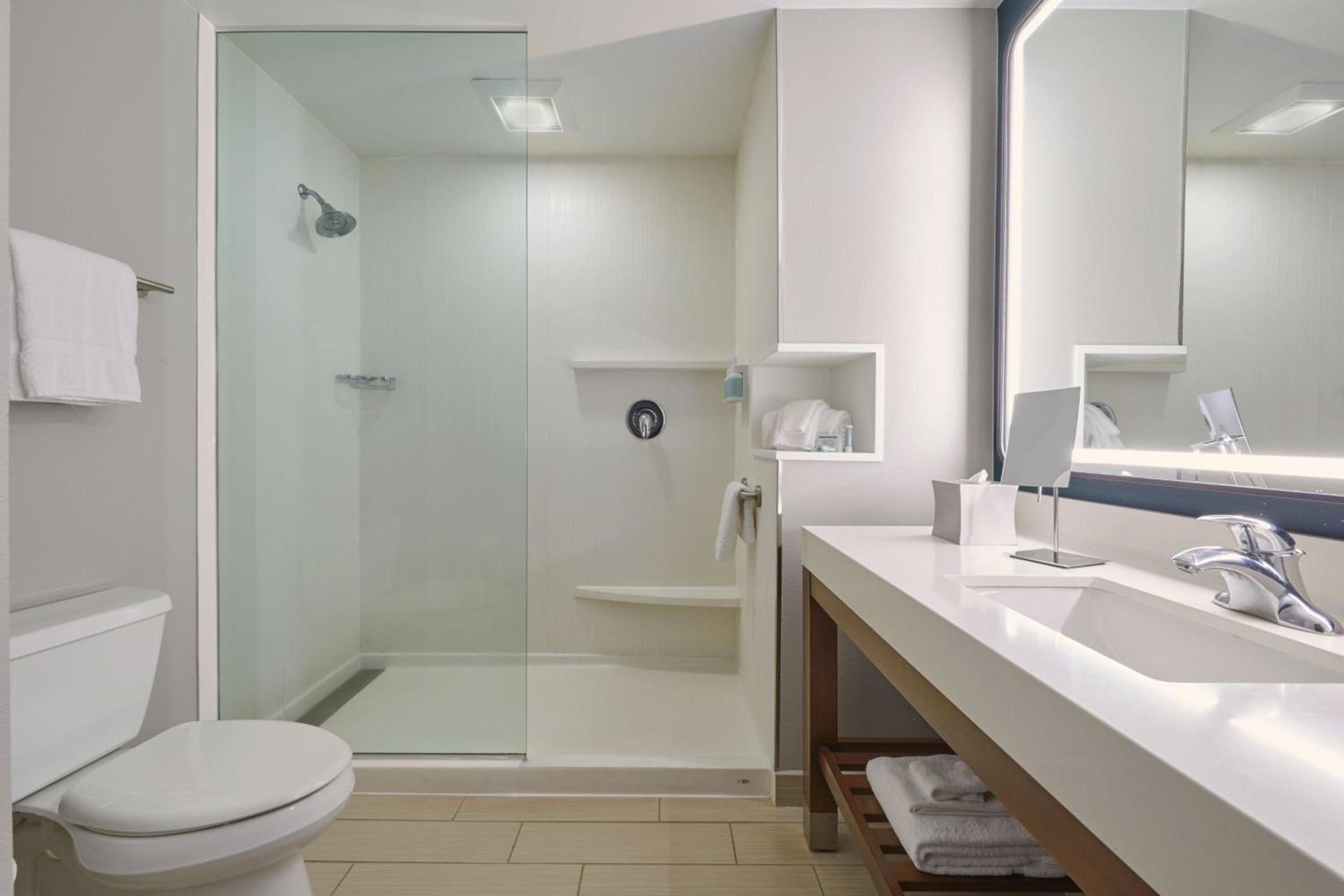 Courtyard by Marriott Oahu North Shore - No Resort Fee photo 30