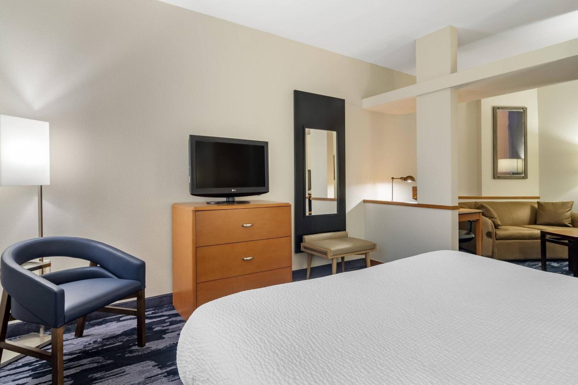 Fairfield Inn & Suites by Marriott Commerce photo 16