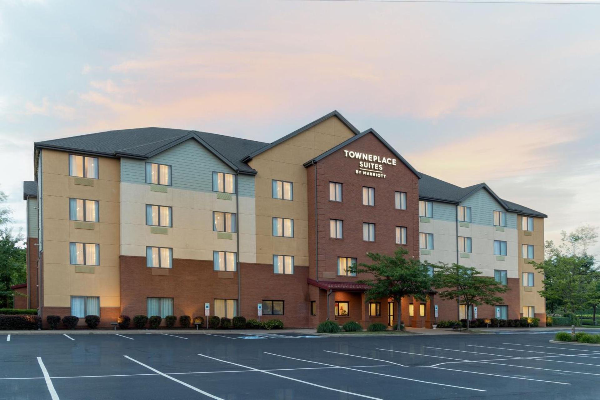 TownePlace Suites by Marriott Erie photo 1