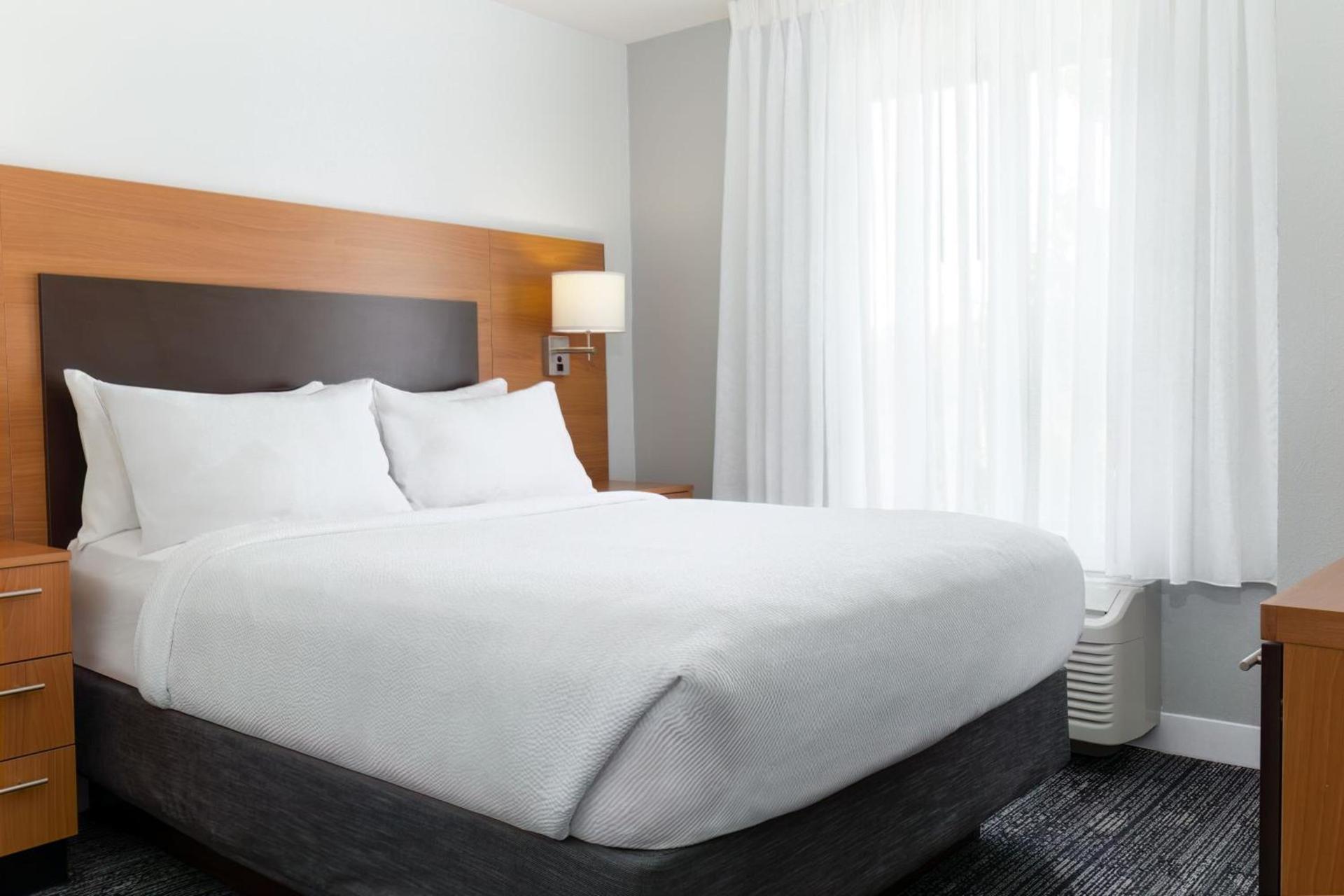 TownePlace Suites by Marriott Erie photo 10