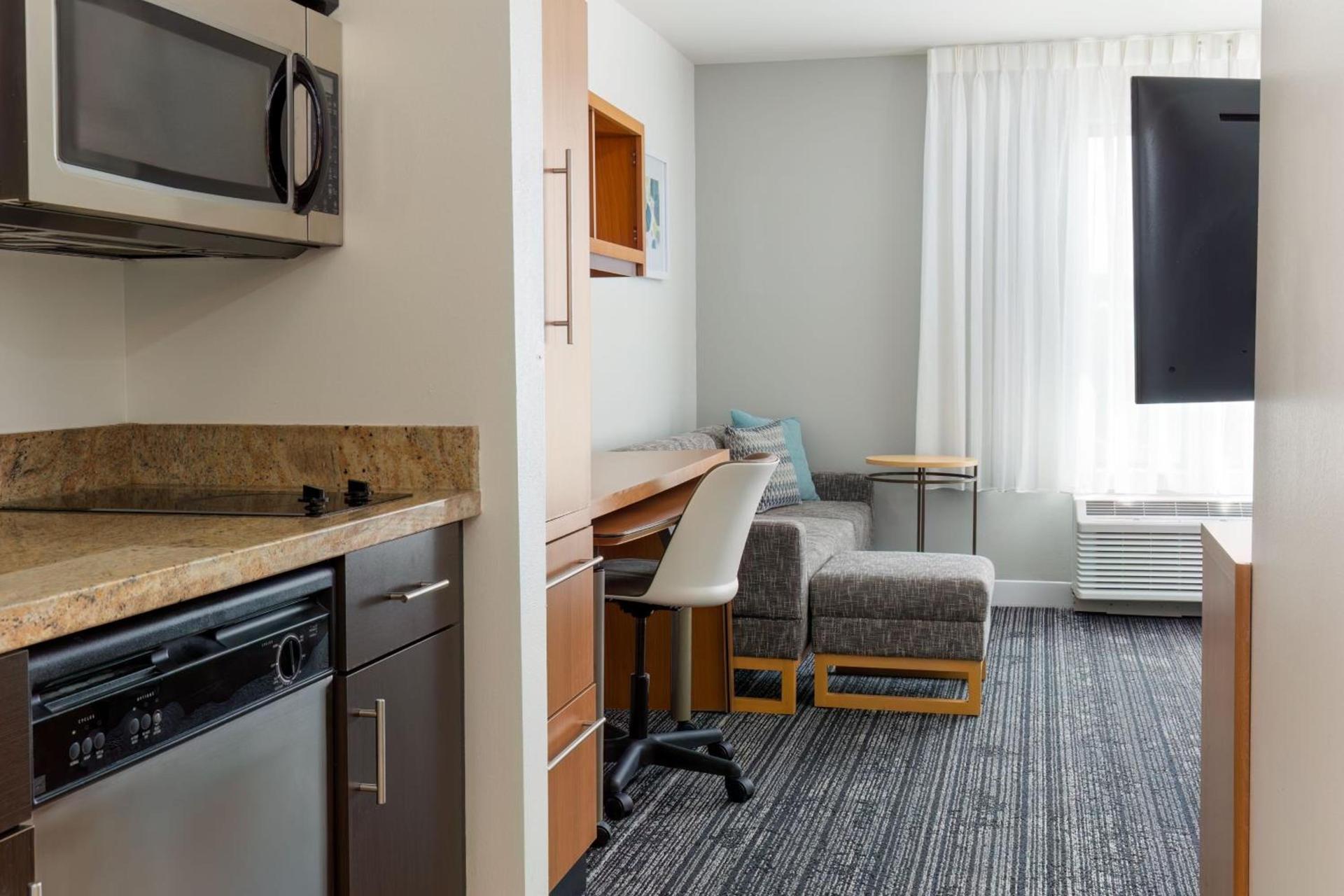 TownePlace Suites by Marriott Erie photo 18