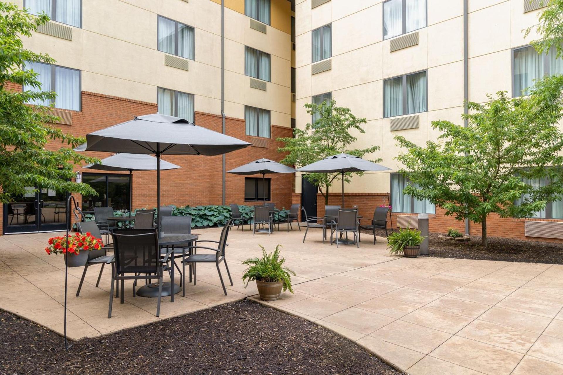 TownePlace Suites by Marriott Erie photo 28