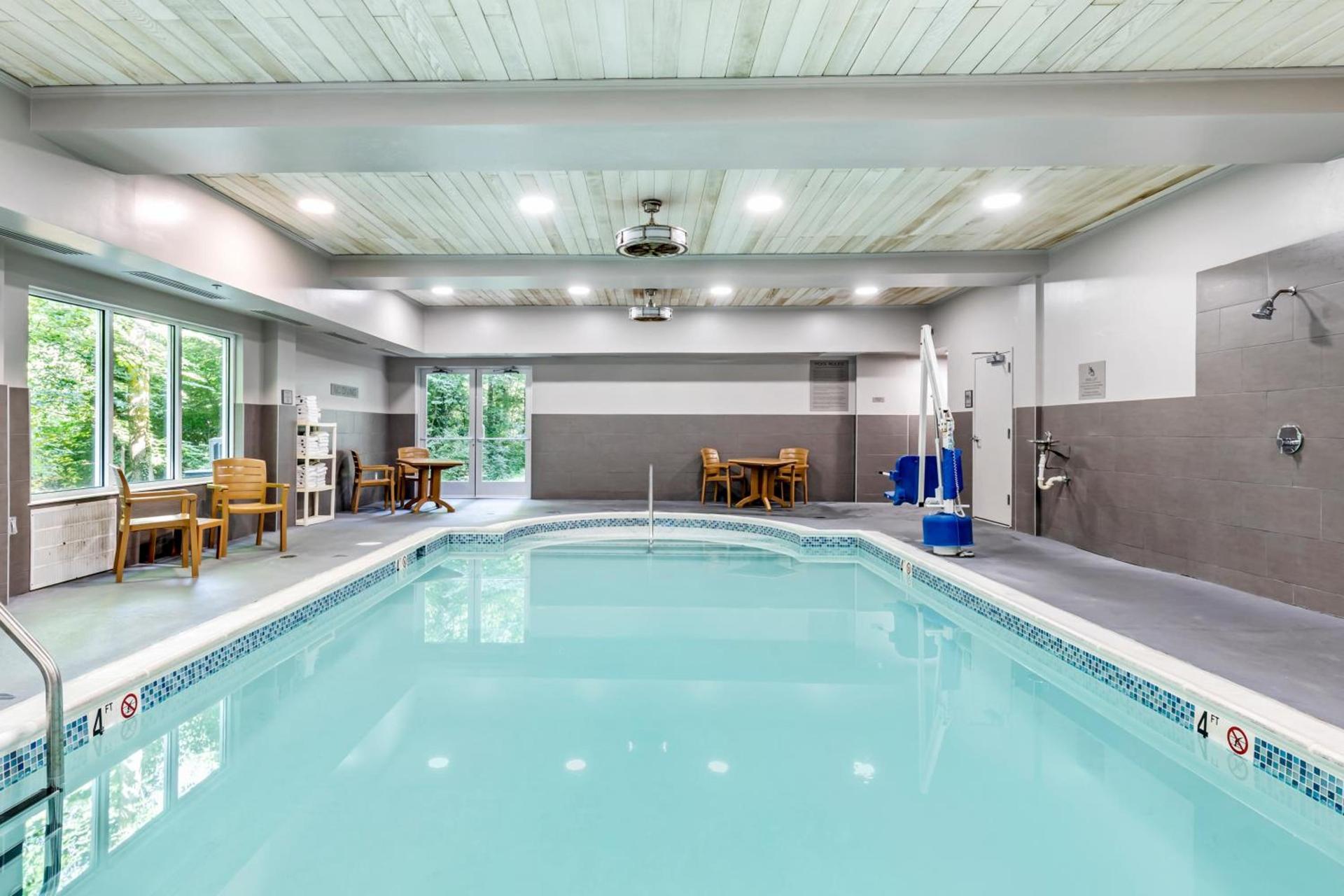 Country Inn & Suites by Radisson, Annapolis, MD photo 66