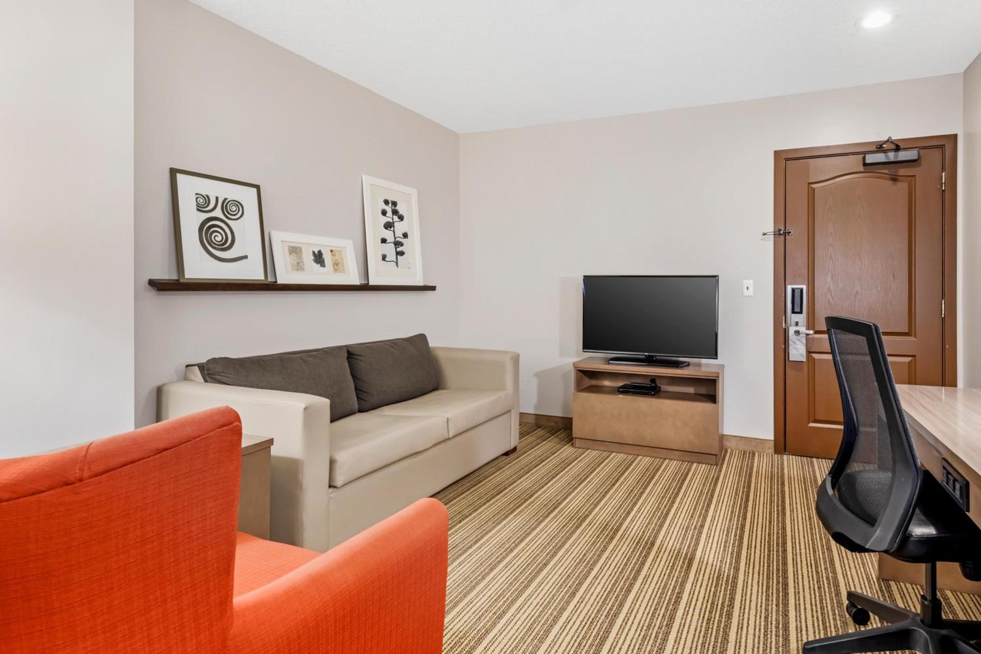 Country Inn & Suites by Radisson, Annapolis, MD photo 67