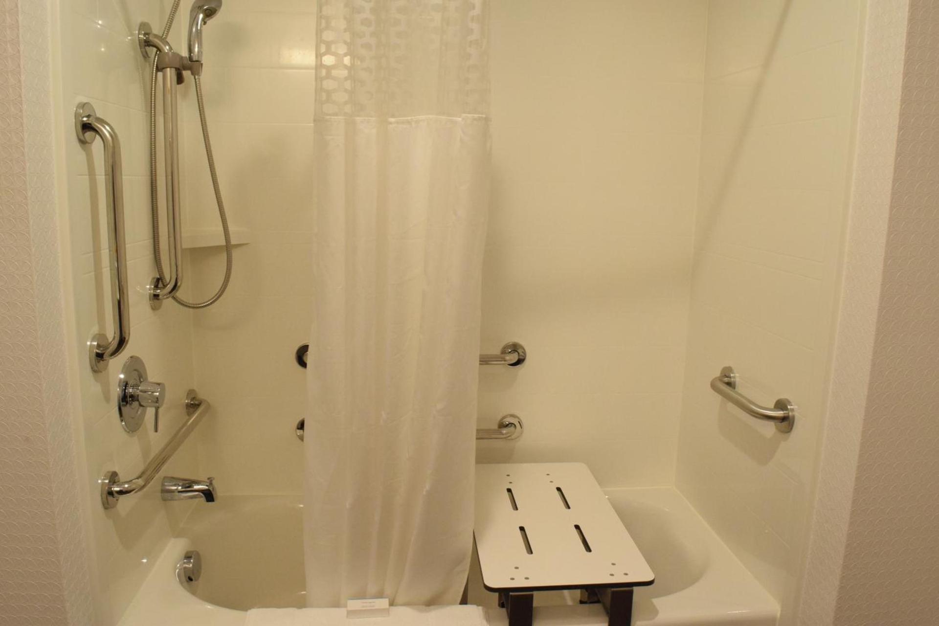 Hampton Inn Hamburg photo 11