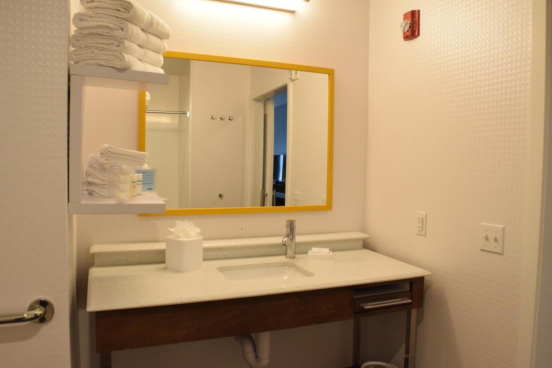 Hampton Inn Hamburg photo 18