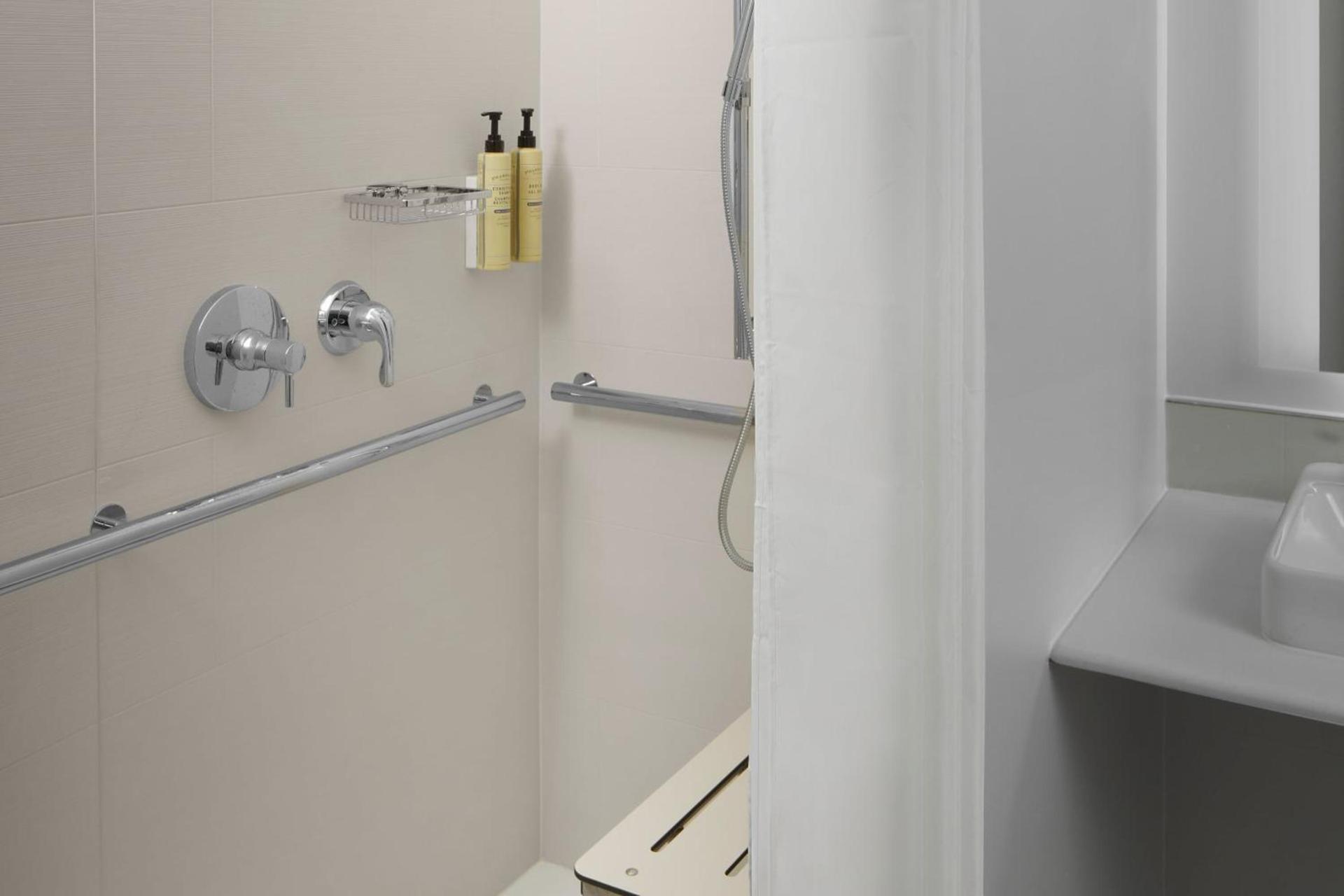 Element by Marriott Charlotte Uptown photo 20