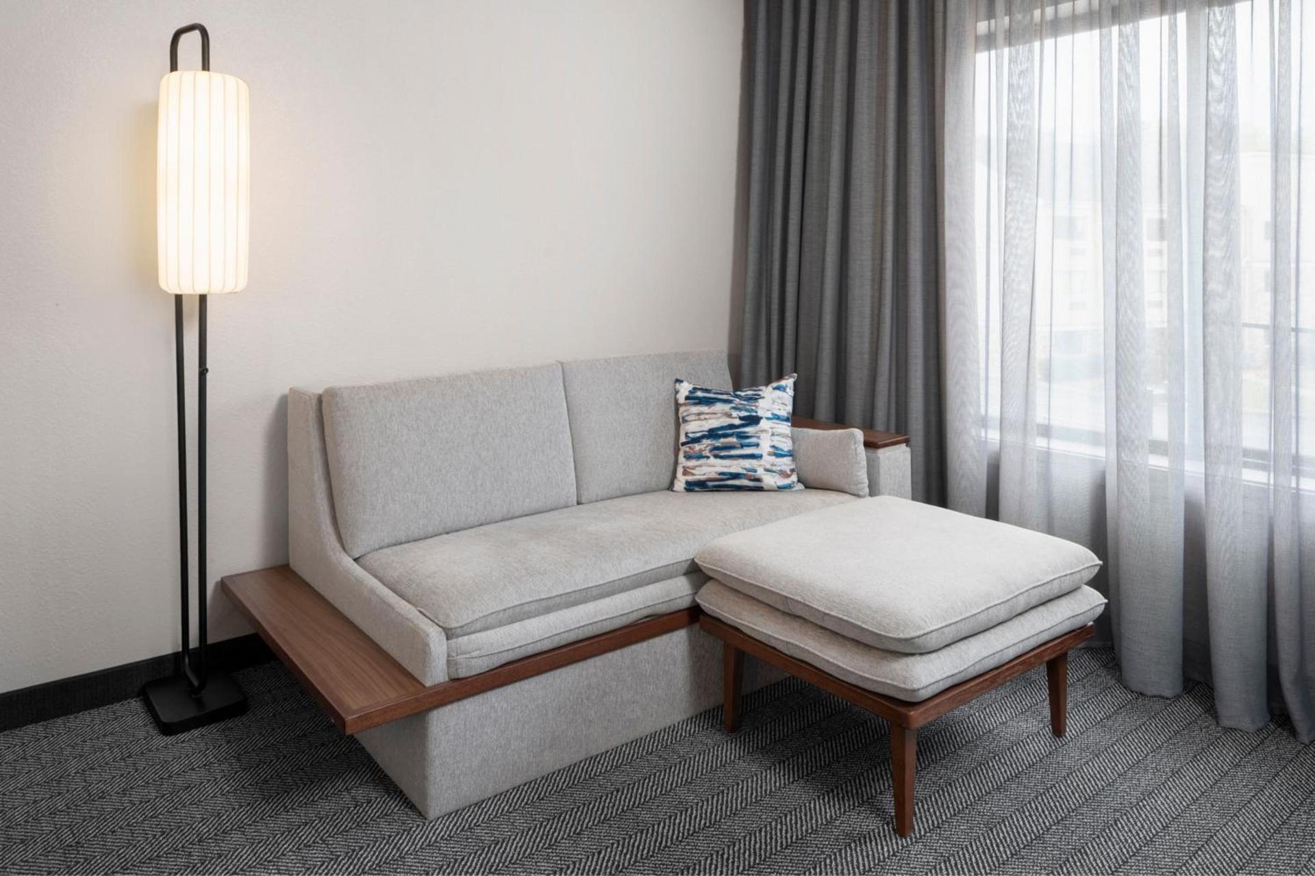 Courtyard by Marriott Little Rock West photo 53