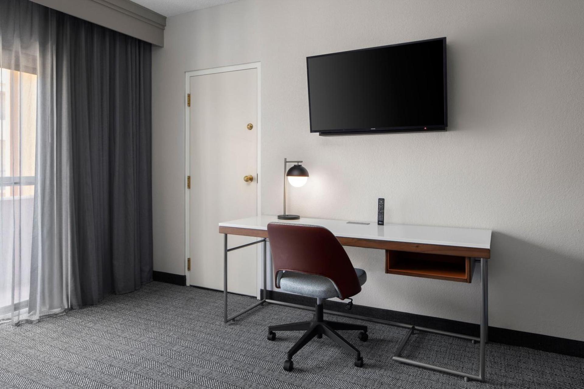 Courtyard by Marriott Little Rock West photo 64