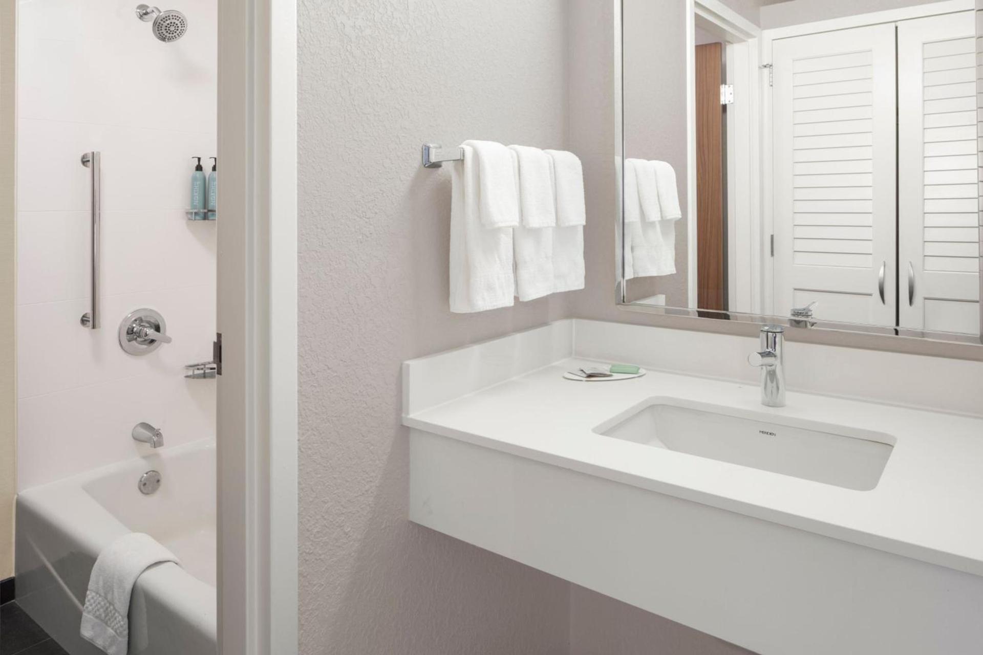 Courtyard by Marriott Little Rock West photo 68