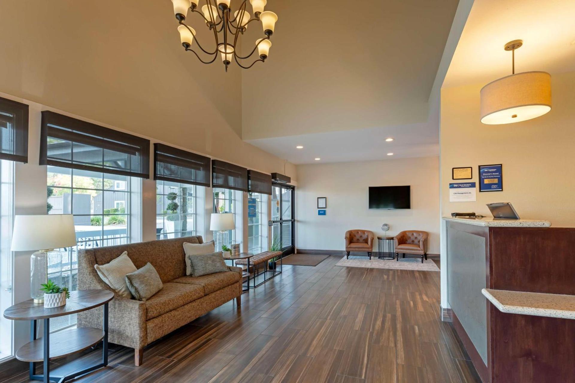 Best Western Plus Inn at the Vines photo 3