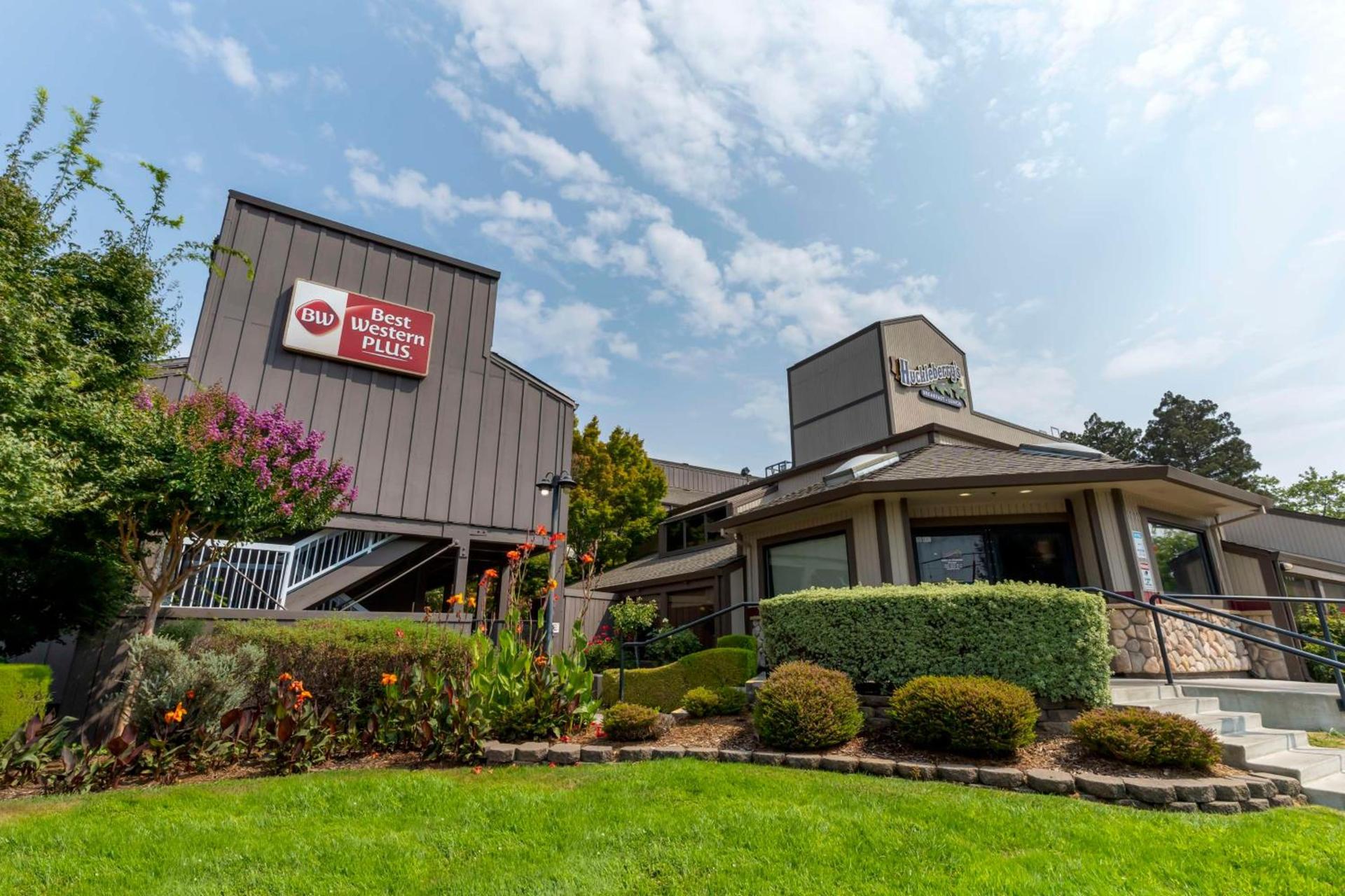 Best Western Plus Inn at the Vines photo 14