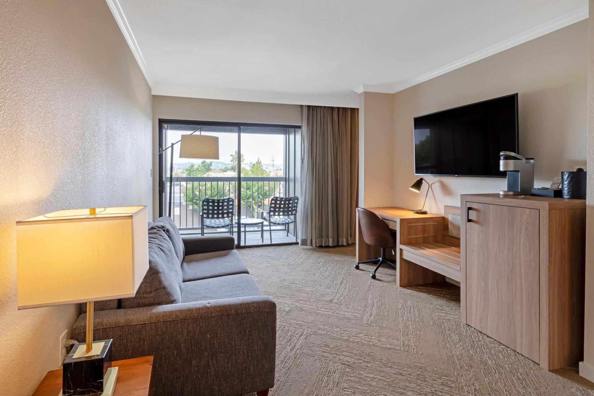 Best Western Plus Inn at the Vines photo 18