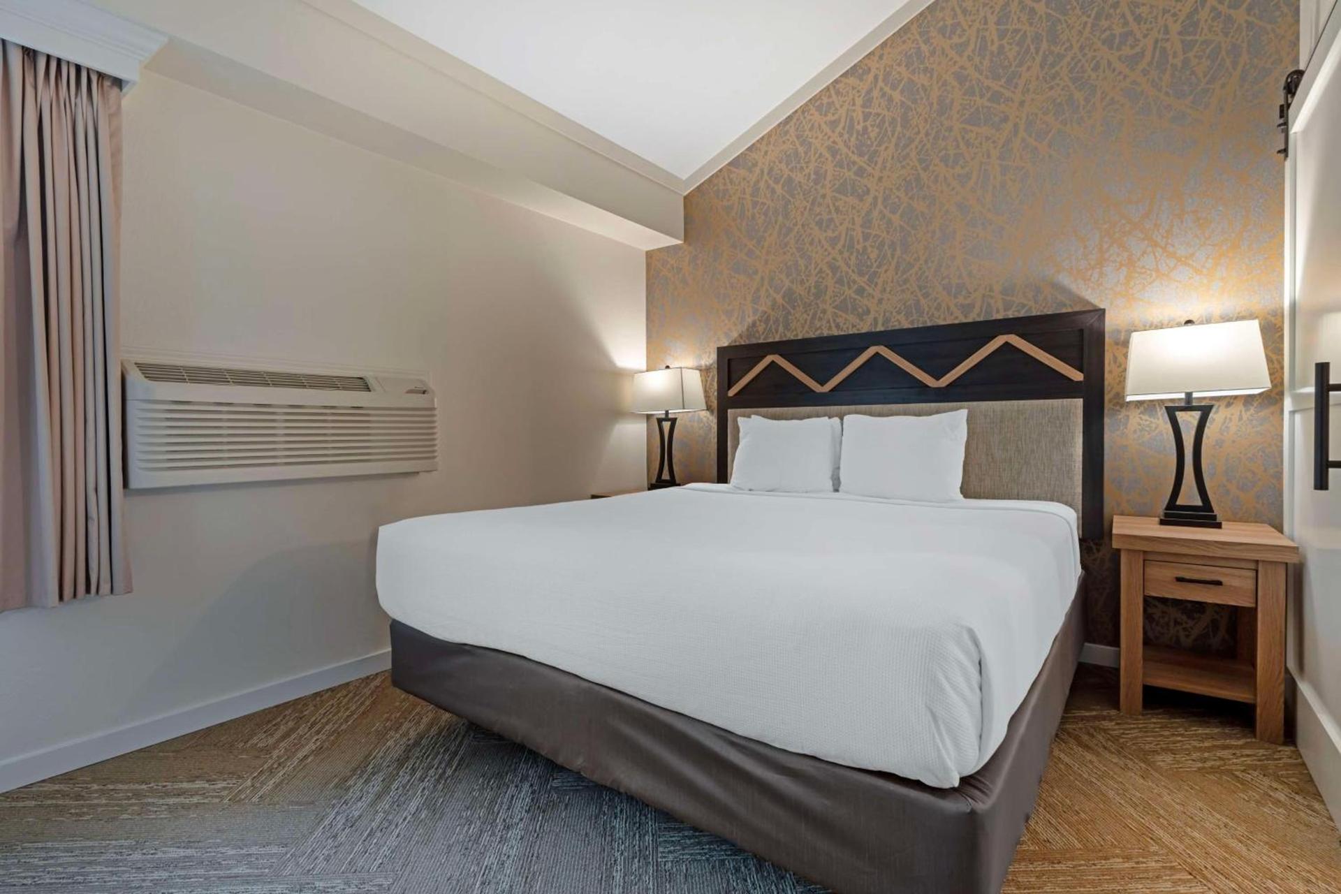 Best Western Plus Inn at the Vines photo 20
