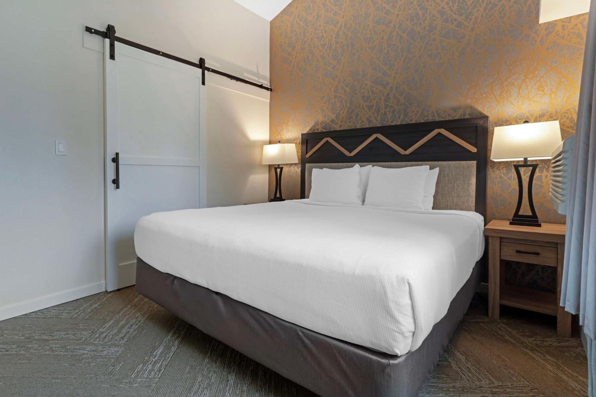 Best Western Plus Inn at the Vines photo 23