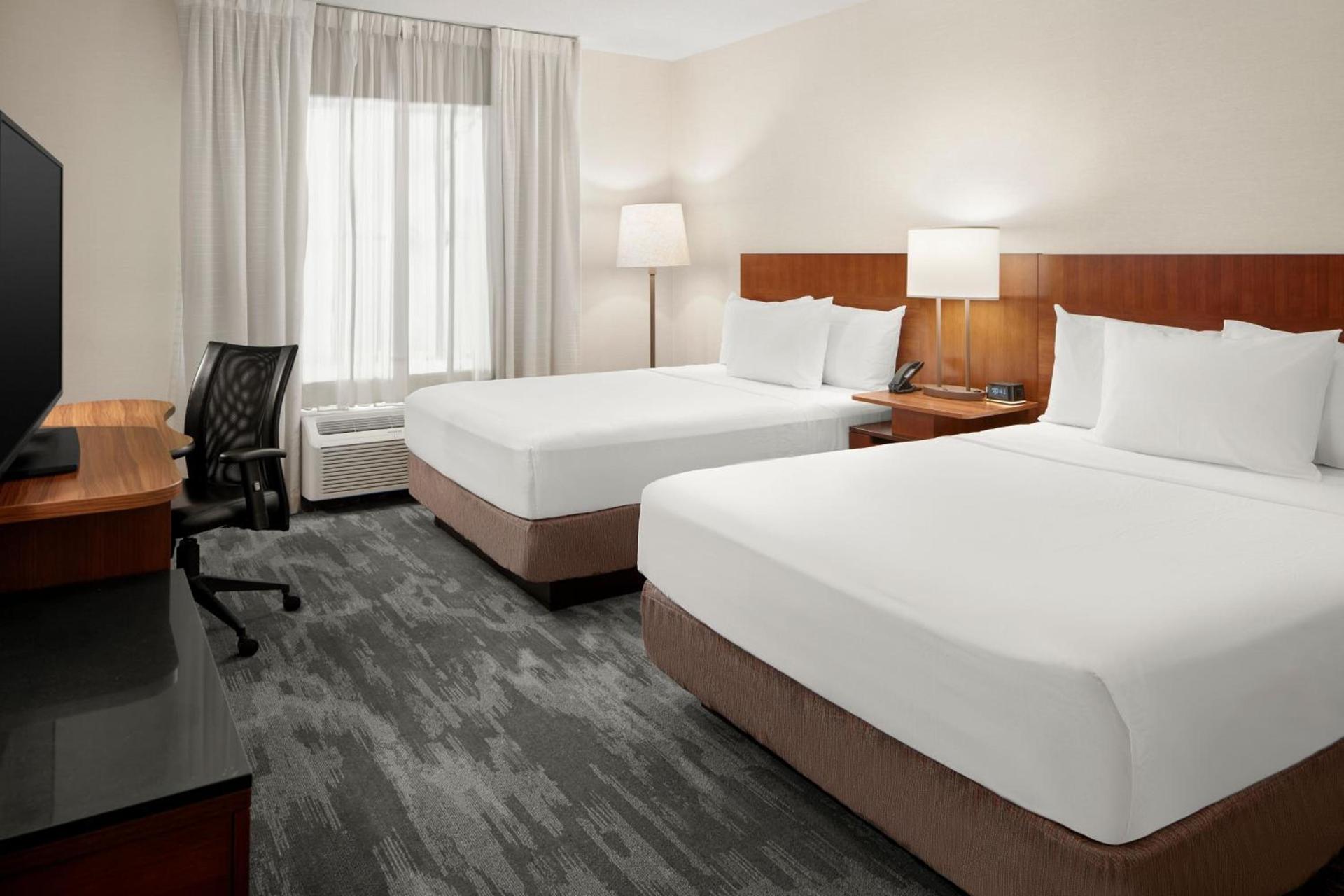 Fairfield Inn & Suites Columbus OSU photo 10