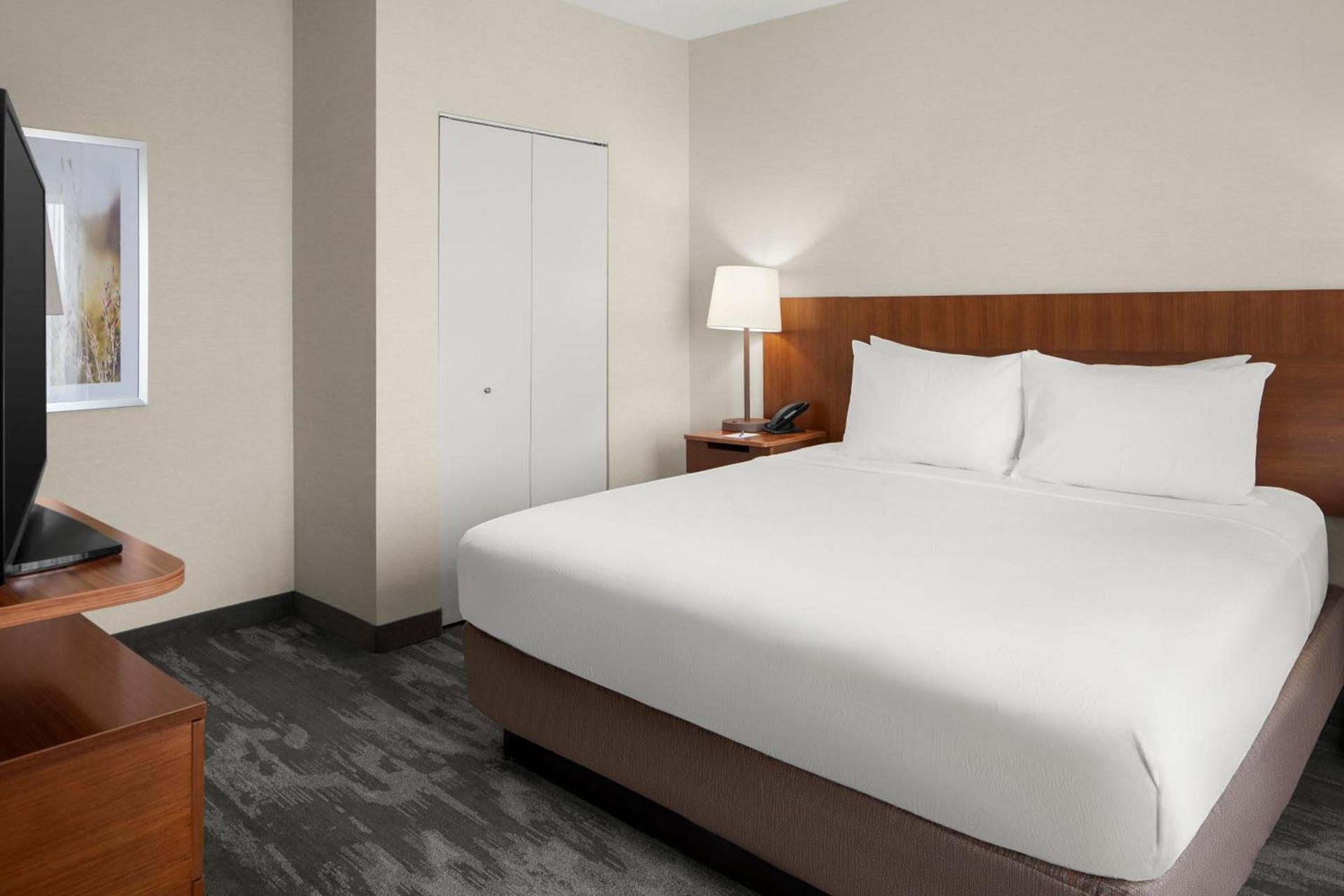 Fairfield Inn & Suites Columbus OSU photo 22