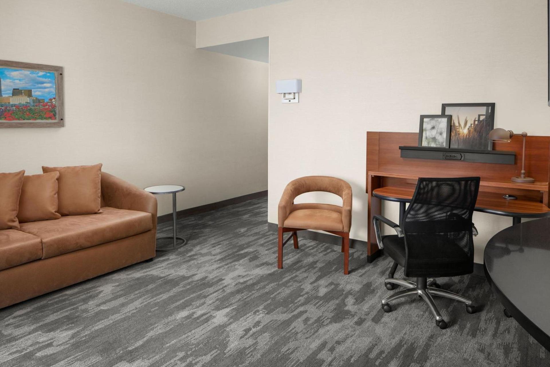 Fairfield Inn & Suites Columbus OSU photo 24