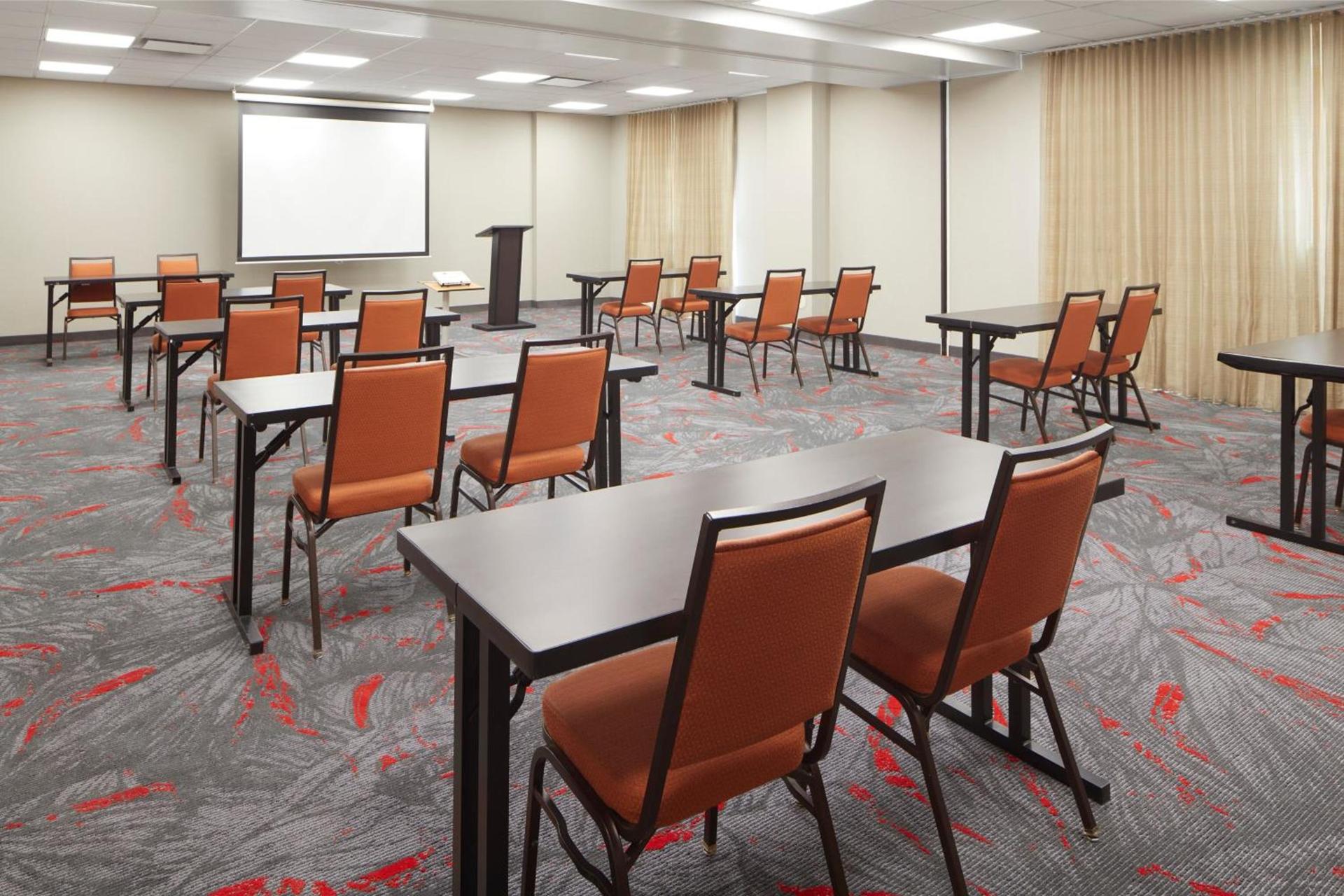Fairfield Inn & Suites Columbus OSU photo 38