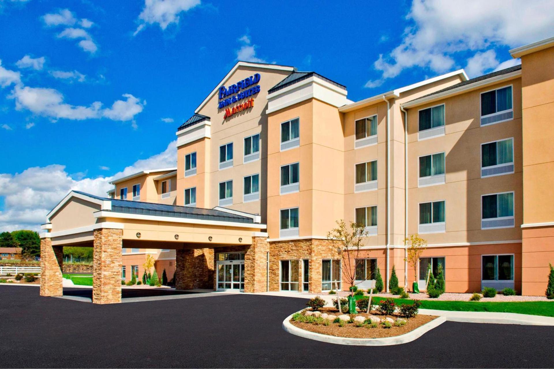 Fairfield Inn & Suites by Marriott Watertown Thousand Islands photo 2