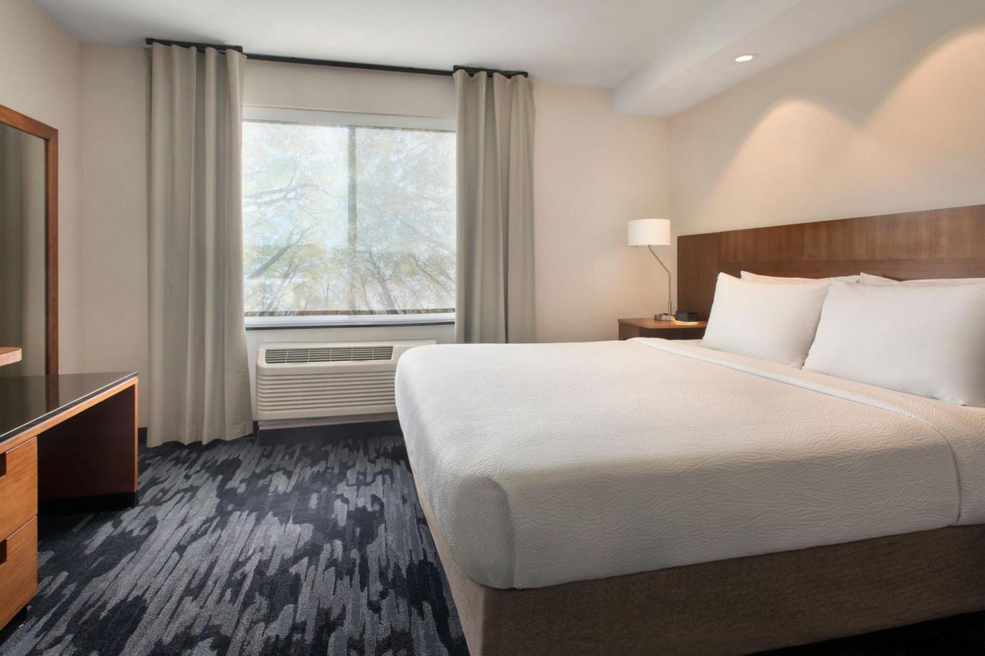 Fairfield Inn & Suites by Marriott Watertown Thousand Islands photo 12