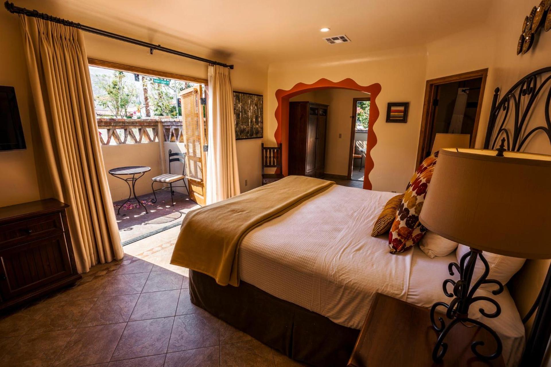 Los Arboles Hotel photo 28