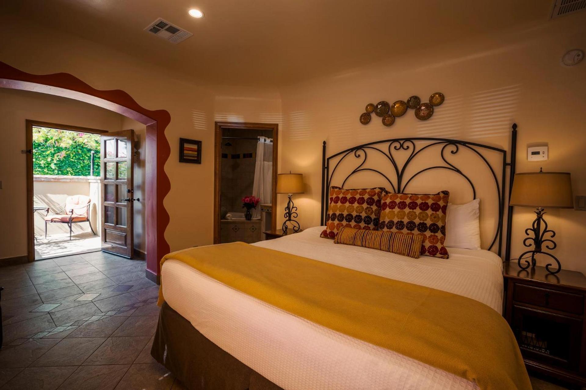 Los Arboles Hotel photo 25