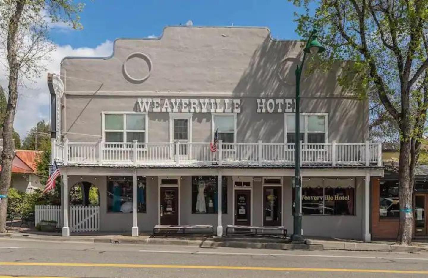 Weaverville Hotel photo 4