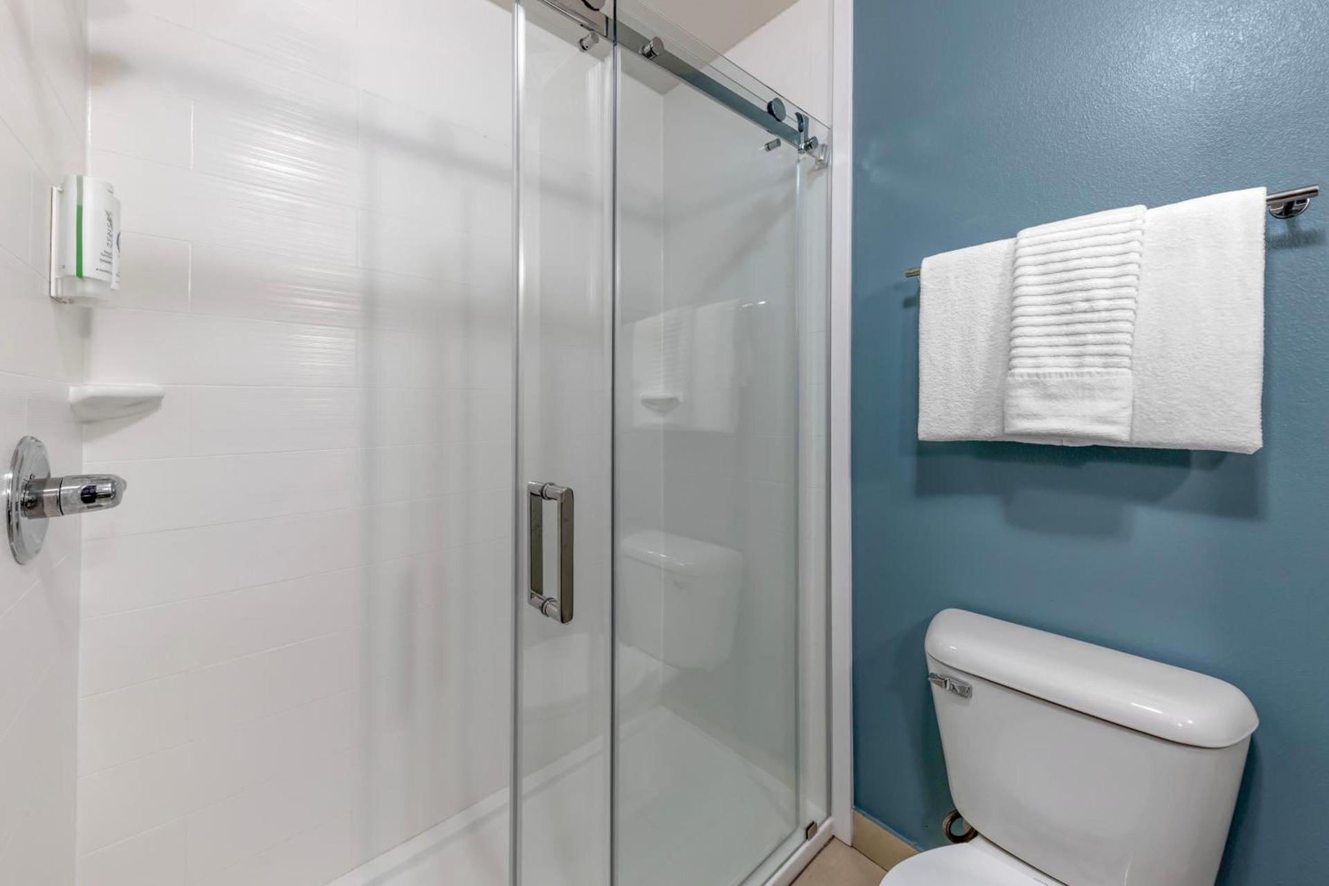 Garner Hotel Norman - University Area by IHG photo 67