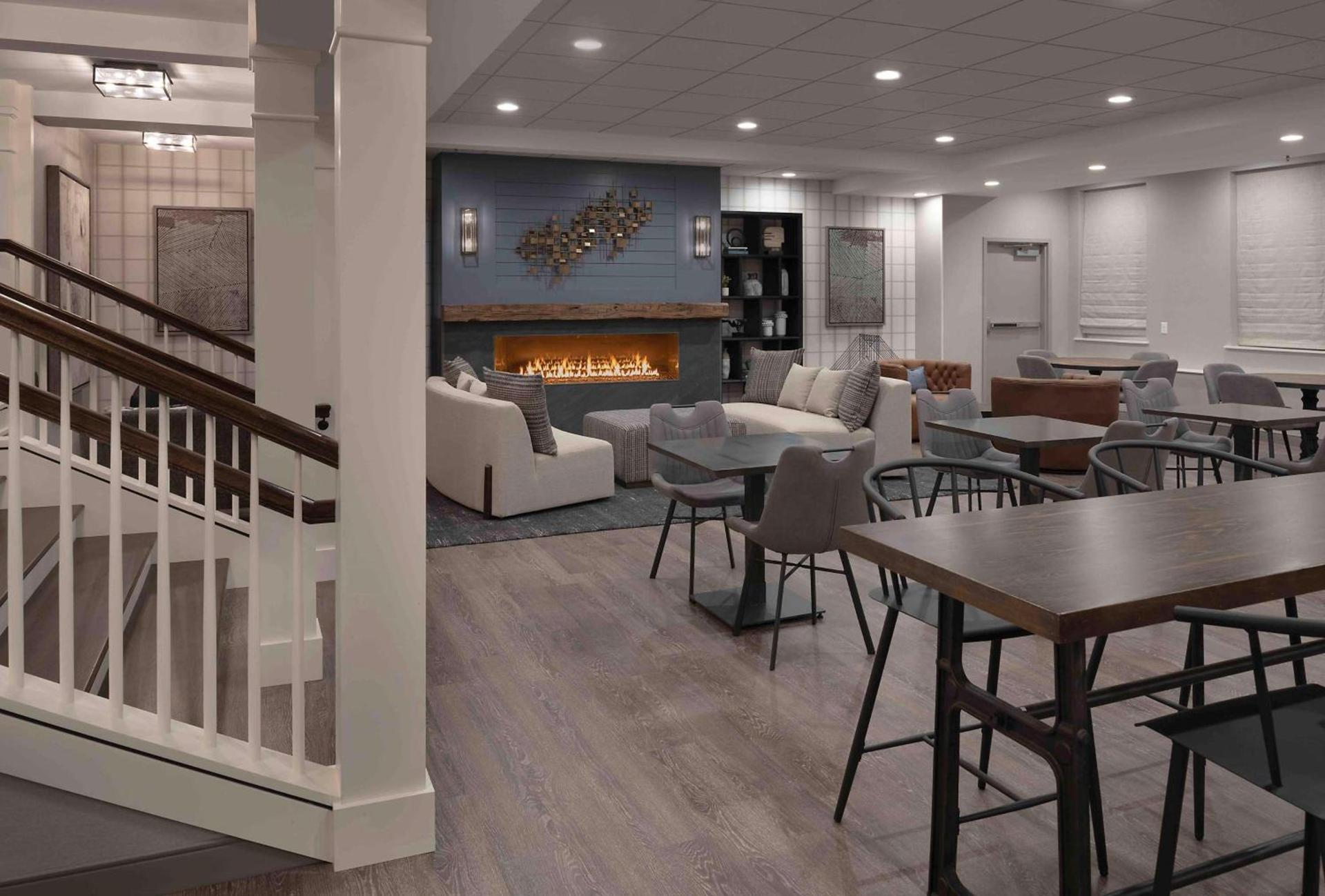 Holiday Inn Express St. Albans by IHG photo 10