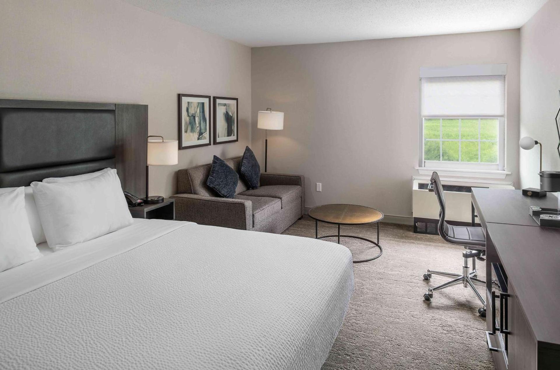 Holiday Inn Express St. Albans by IHG photo 18