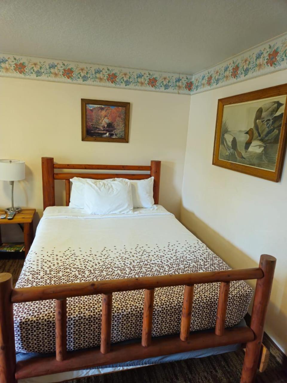Sweet Breeze Inn Grants Pass photo 18