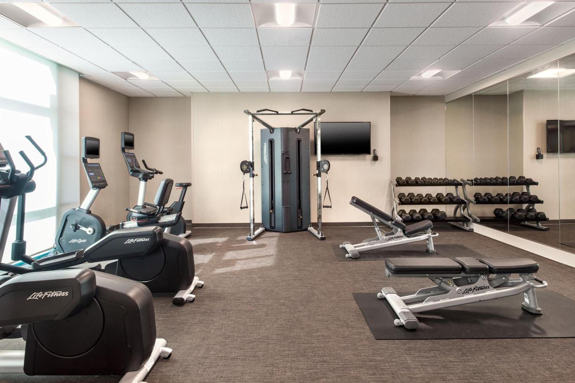Residence Inn by Marriott Las Vegas Hughes Center photo 27