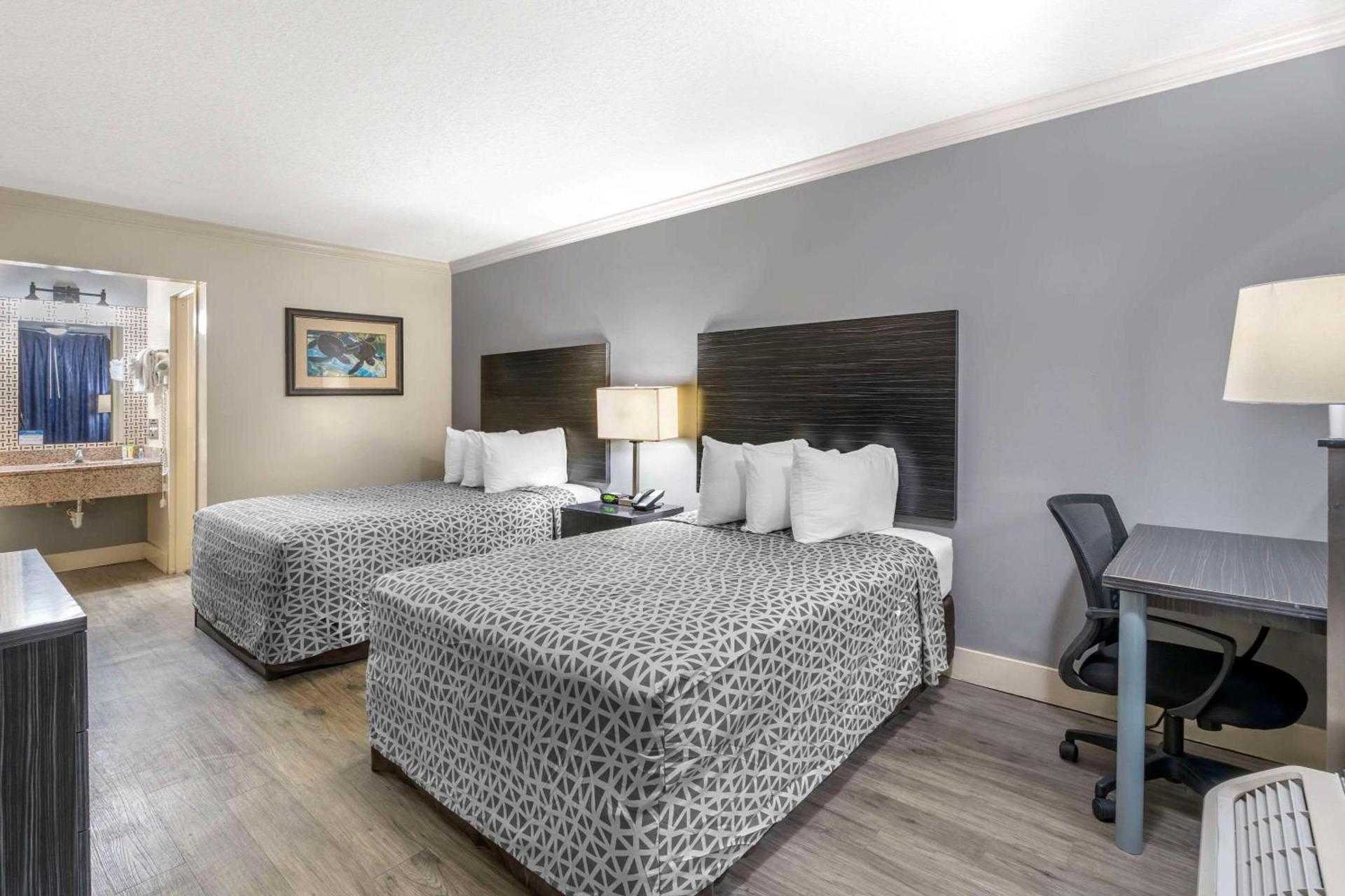 Suburban Studios International Drive photo 2