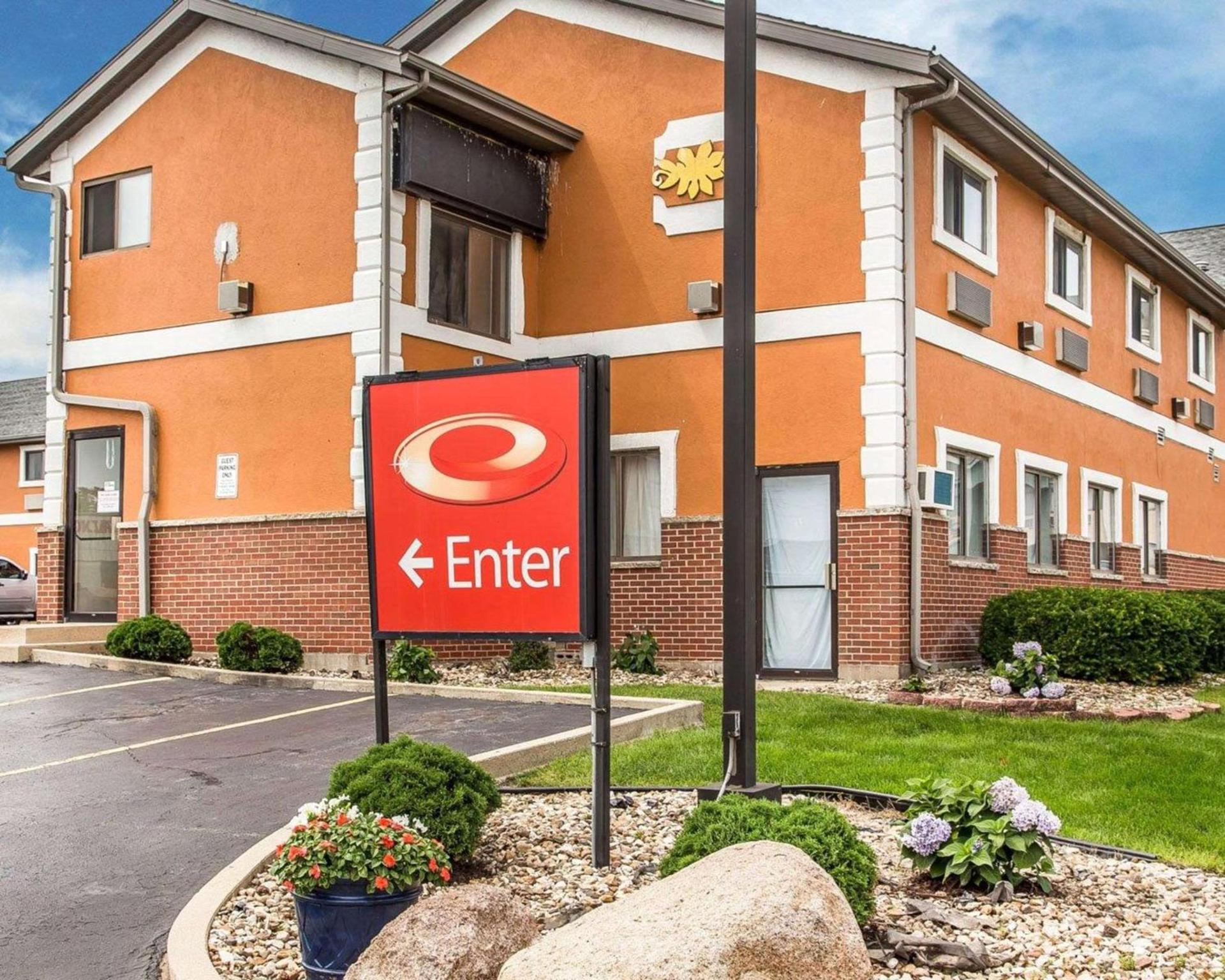 Econo Lodge Cedar Rapids South photo 3