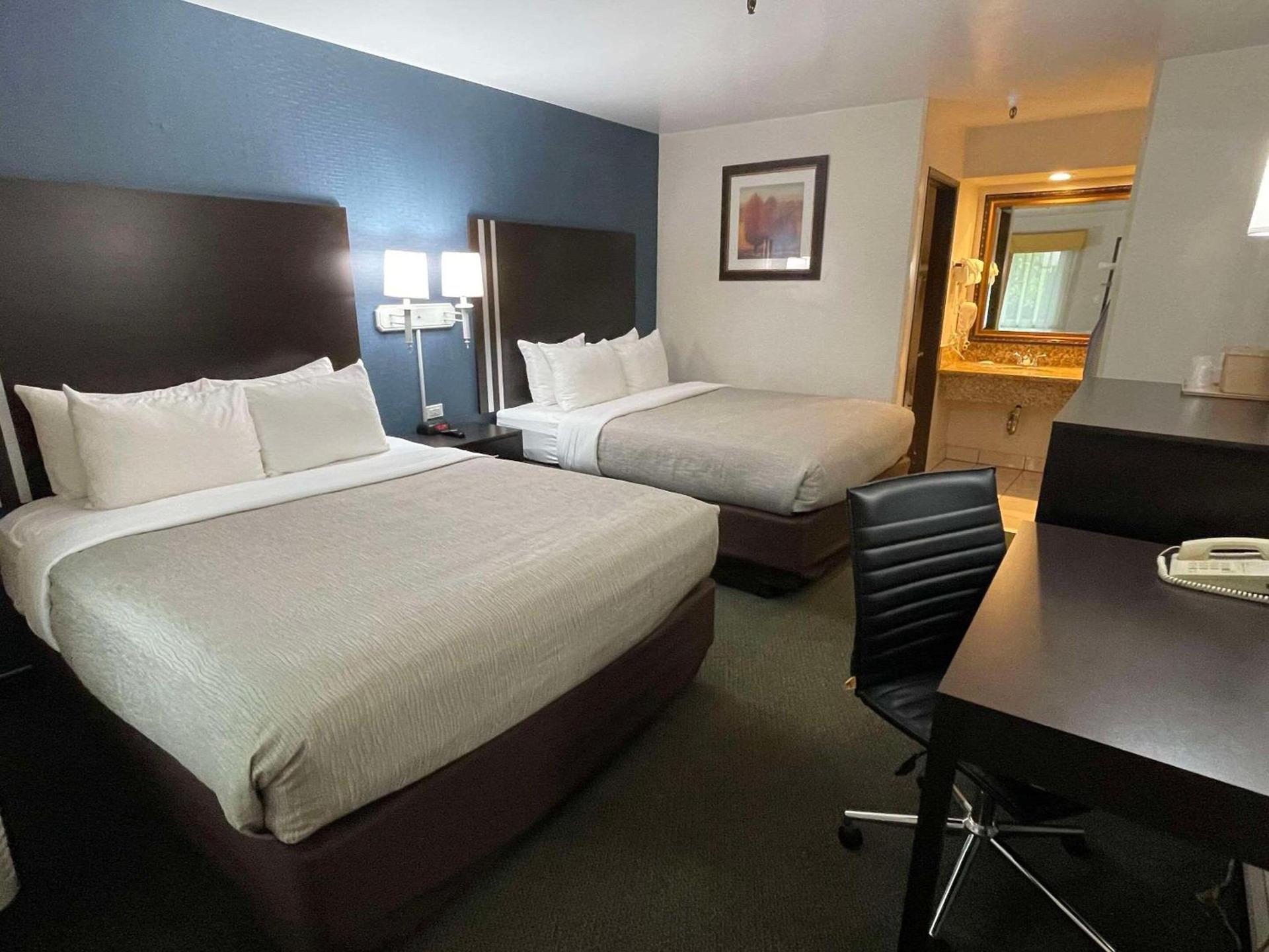 Quality Inn Ontario Airport Convention Center photo 12
