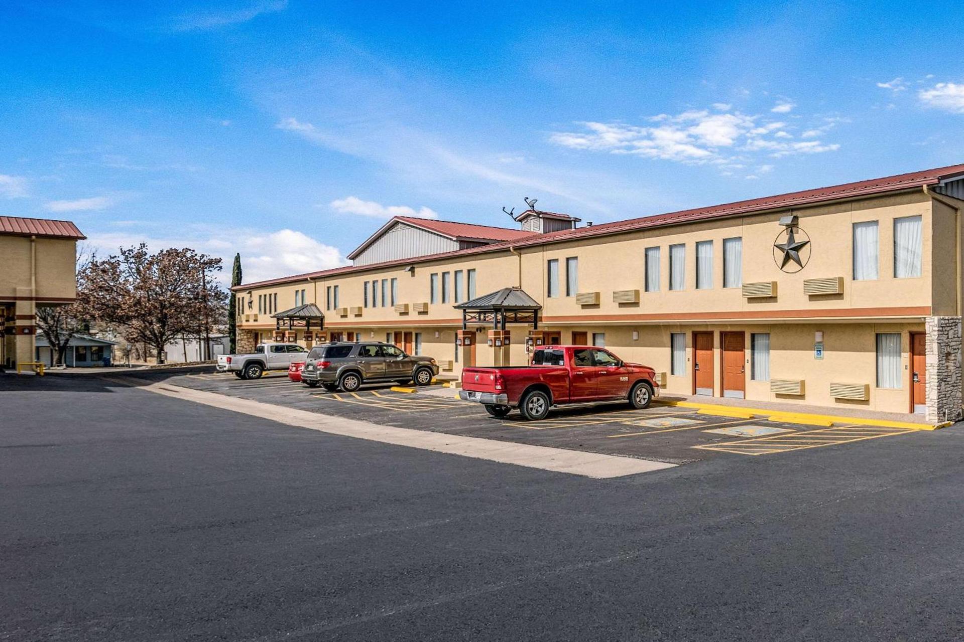Quality Inn Ozona I-10 photo 2
