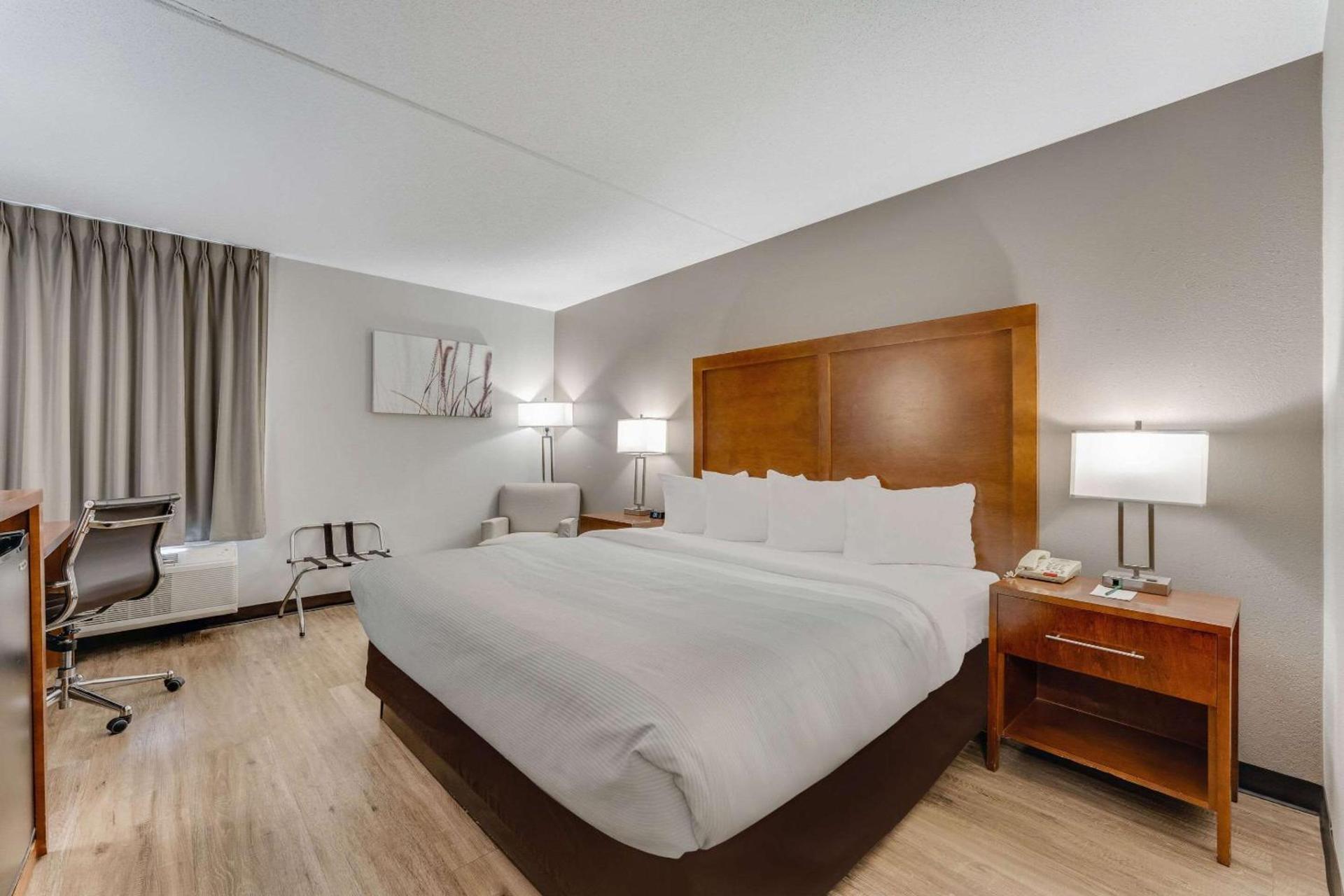Quality Inn Easton photo 9