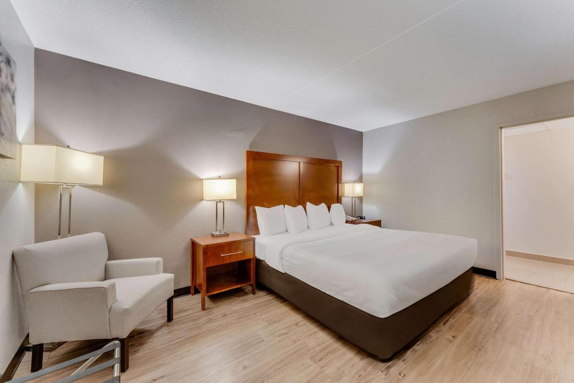 Quality Inn Easton photo 18