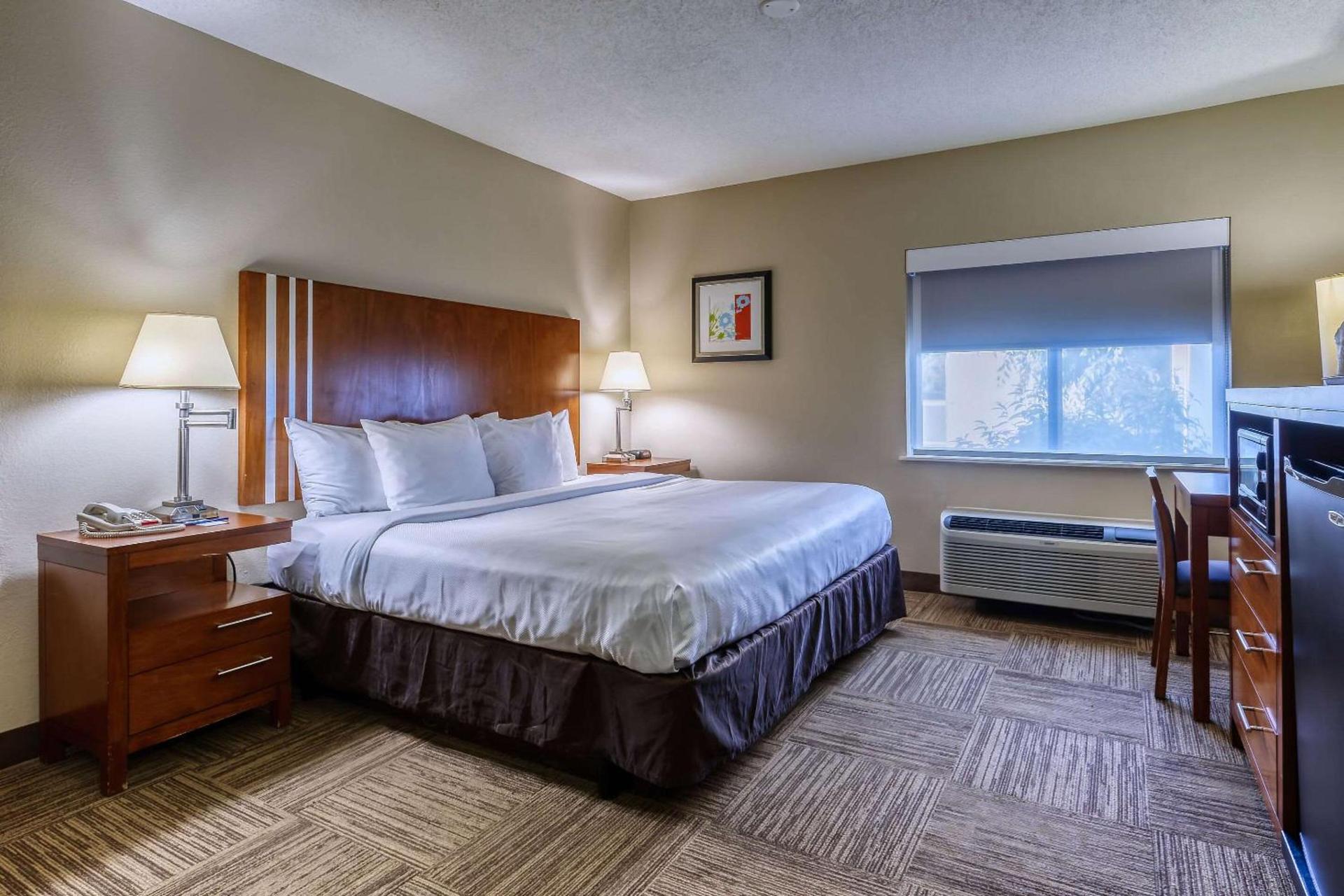 Comfort Inn & Suites Shepherdsville - Louisville South photo 18