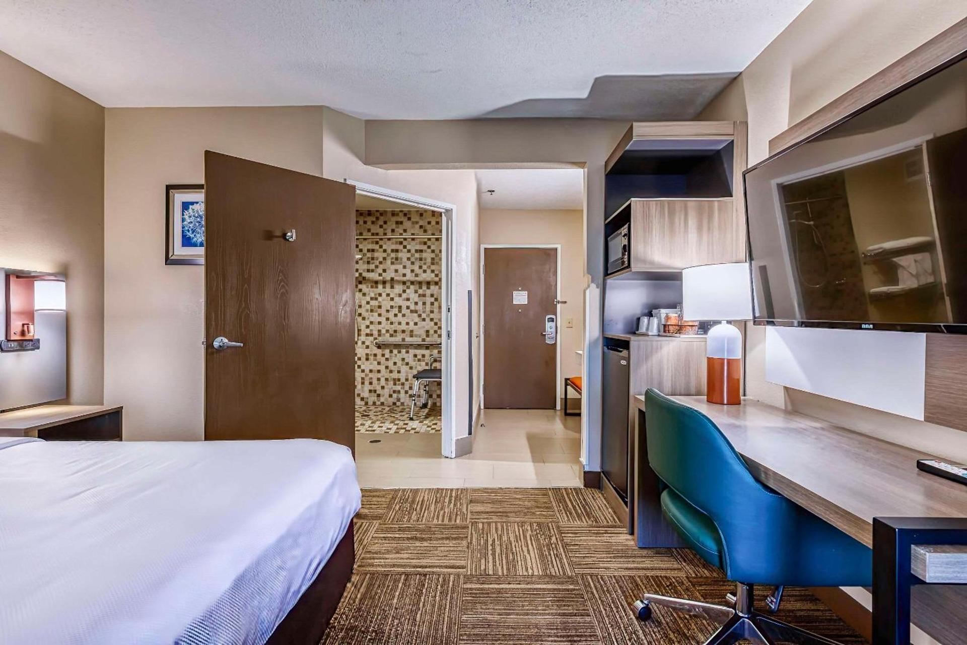 Comfort Inn & Suites Shepherdsville - Louisville South photo 29